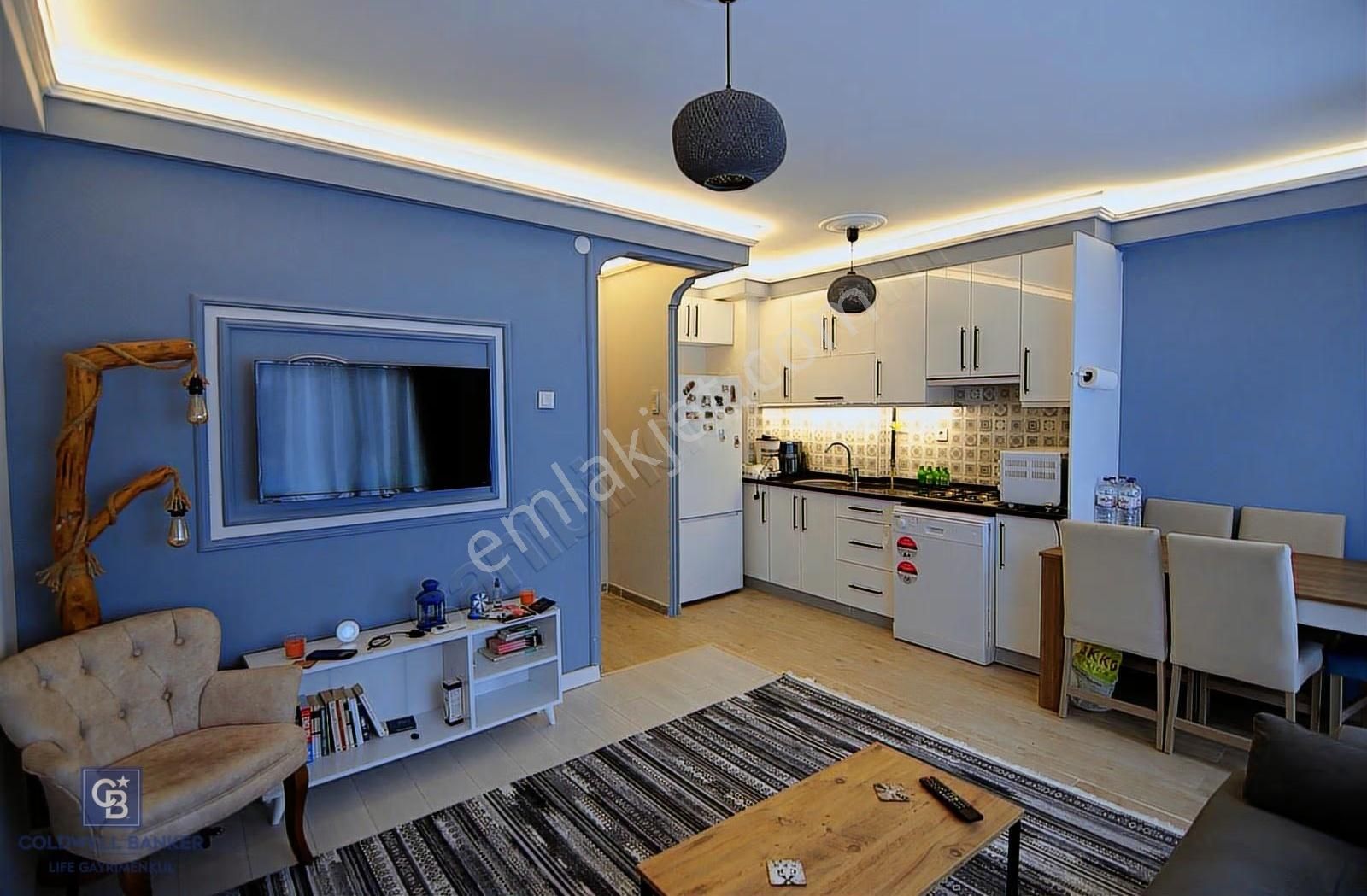 Karşıyaka Çarşıda Kiralık 2+1 Tadilatlı Daire - Görsel 8