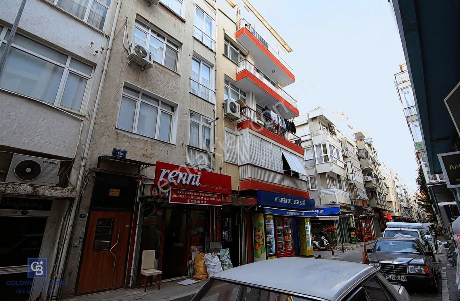 Karşıyaka Çarşıda Kiralık 2+1 Tadilatlı Daire - Görsel 9