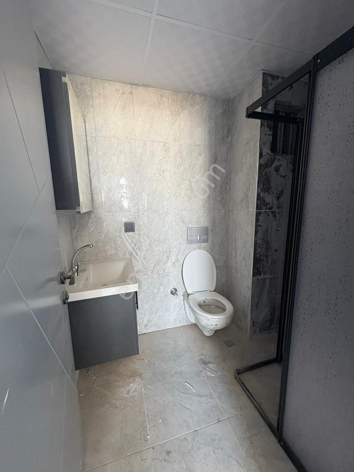 Gültepe Mah Bulv 2.parsel Hasarsız 1+1 Kiralık - Görsel 8