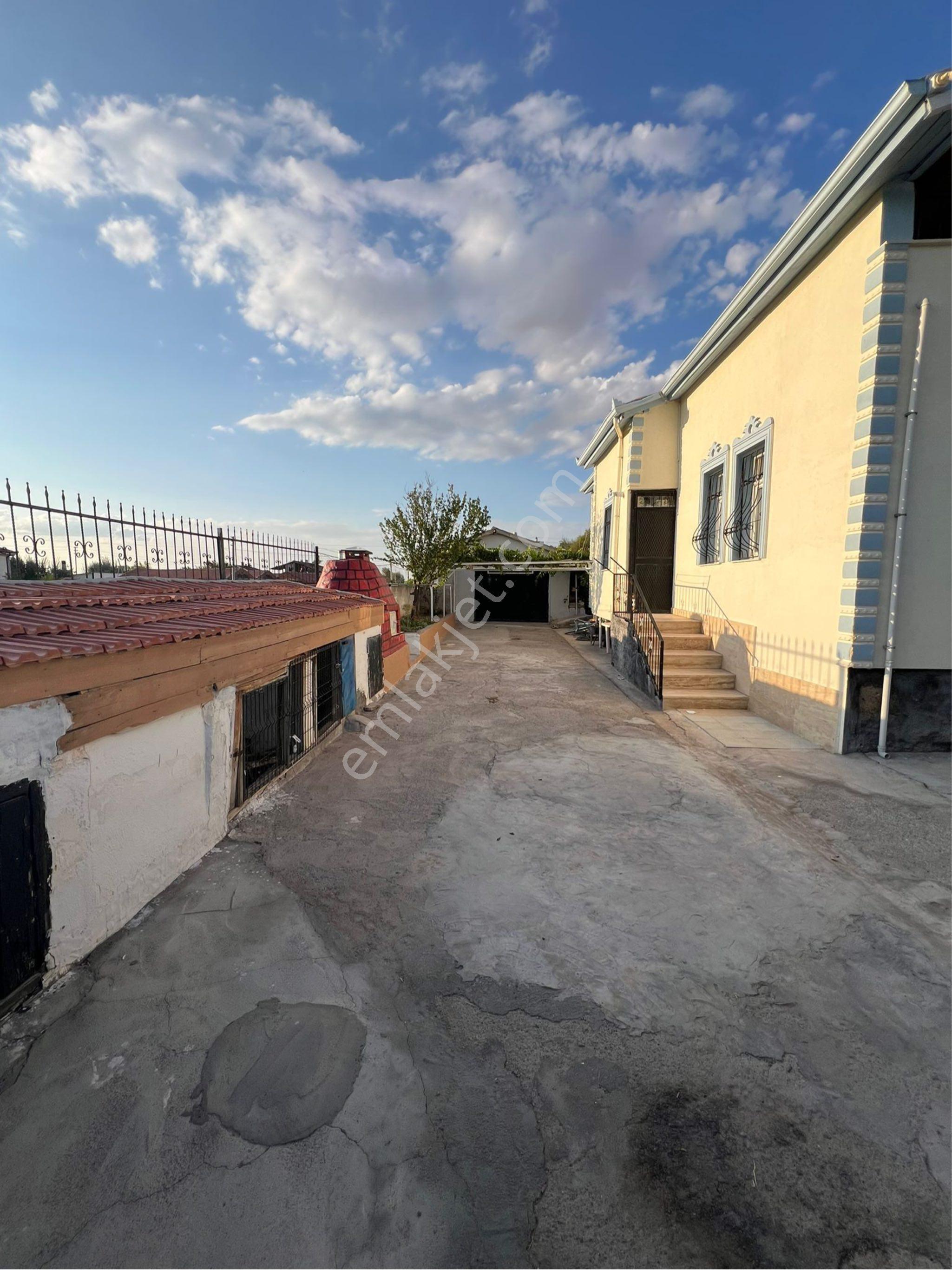 Hürriyet Mah.2 Katlı Müstakil Ev Ve 1202m2 Arsalı 2 Parselli Satılık Müstakil - Görsel 30