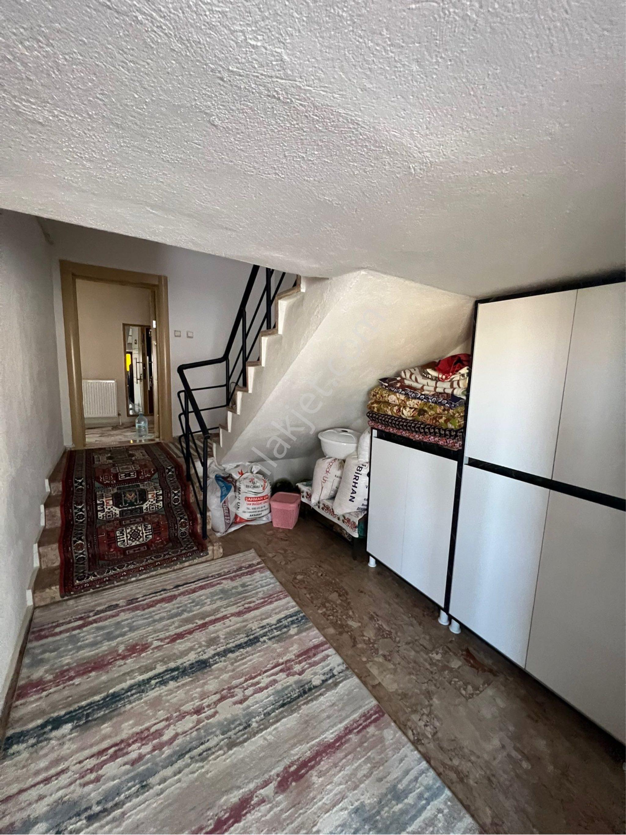 Hürriyet Mah.2 Katlı Müstakil Ev Ve 1202m2 Arsalı 2 Parselli Satılık Müstakil - Görsel 18