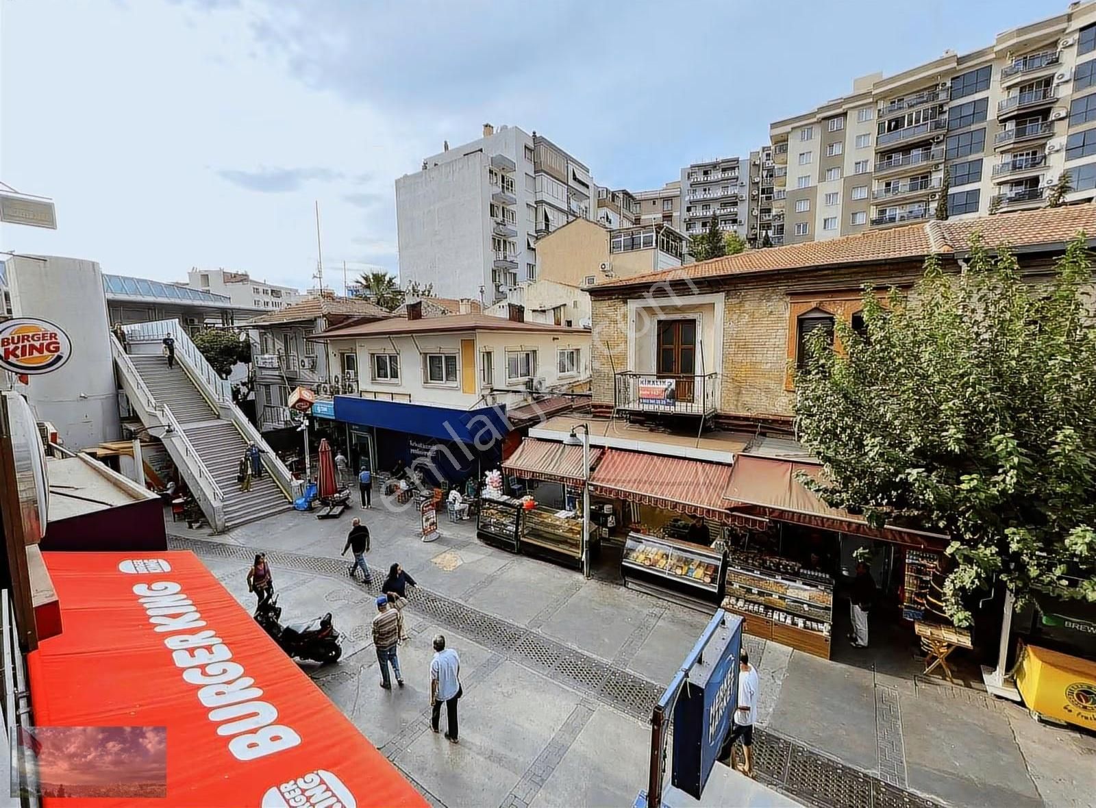 Satılık 2+1 Bayraklı Sevgi Yolunda İçerisi Yeni Tadilatlı - Görsel 33