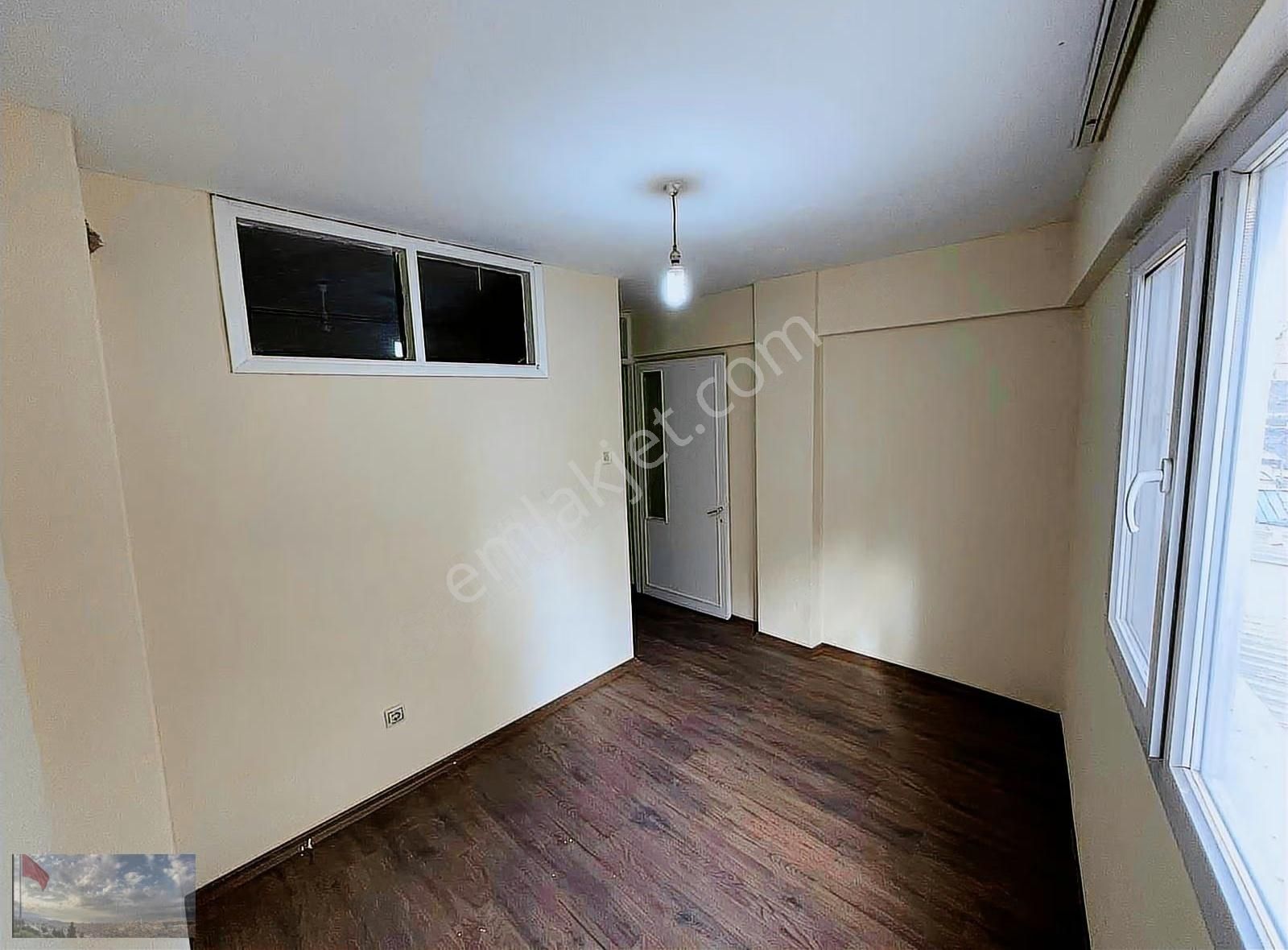 Satılık 2+1 Bayraklı Sevgi Yolunda İçerisi Yeni Tadilatlı - Görsel 23