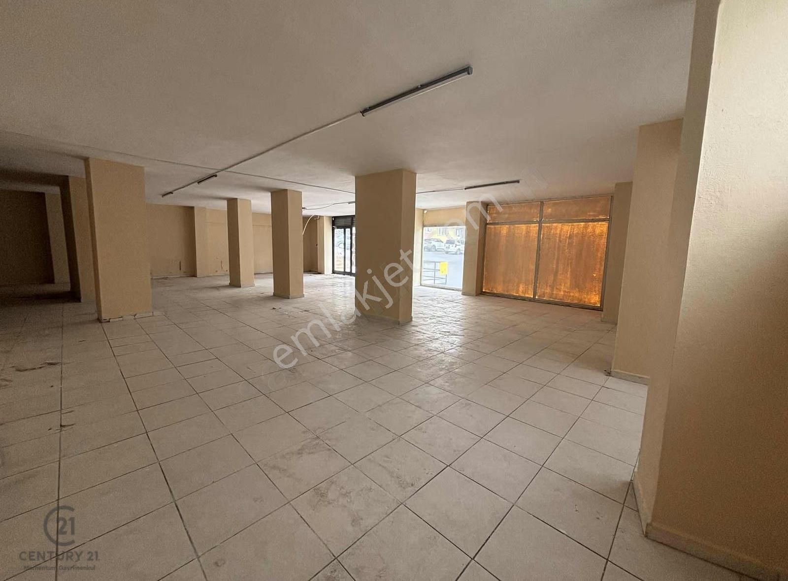 Eyüp Güzeltepe'de Cadde Üzeri 240 M2 Satılık Dükkan - Görsel 12