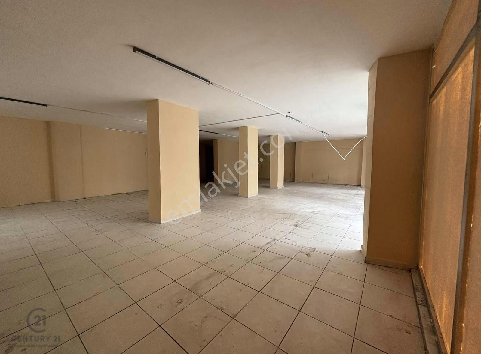 Eyüp Güzeltepe'de Cadde Üzeri 240 M2 Satılık Dükkan - Görsel 18