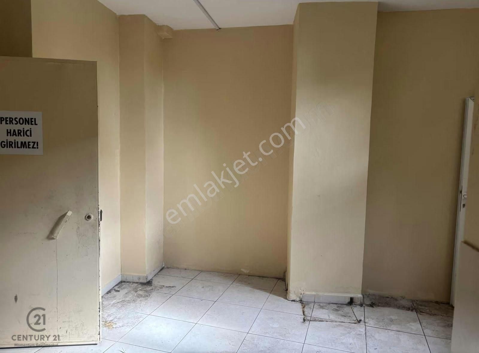 Eyüp Güzeltepe'de Cadde Üzeri 240 M2 Satılık Dükkan - Görsel 2