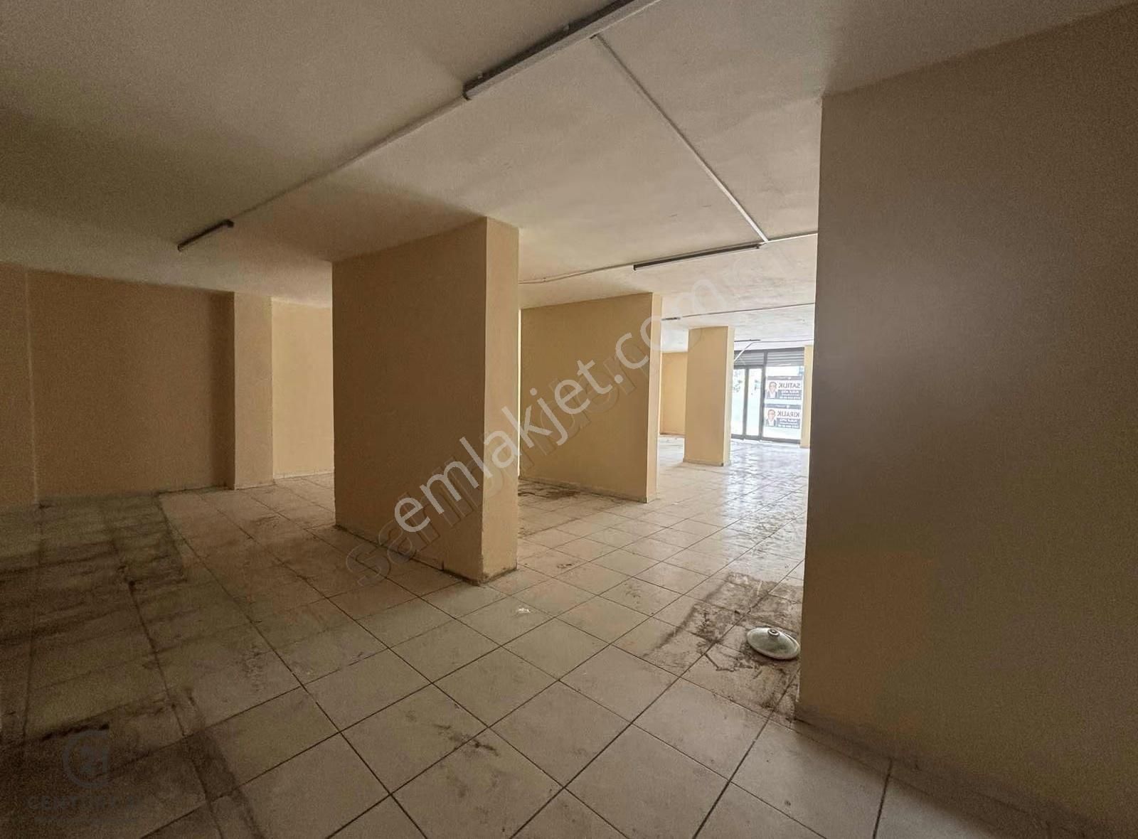 Eyüp Güzeltepe'de Cadde Üzeri 240 M2 Satılık Dükkan - Görsel 11