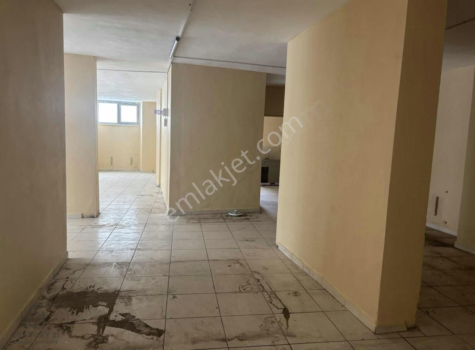 Eyüp Güzeltepe'de Cadde Üzeri 240 M2 Satılık Dükkan - Görsel 5