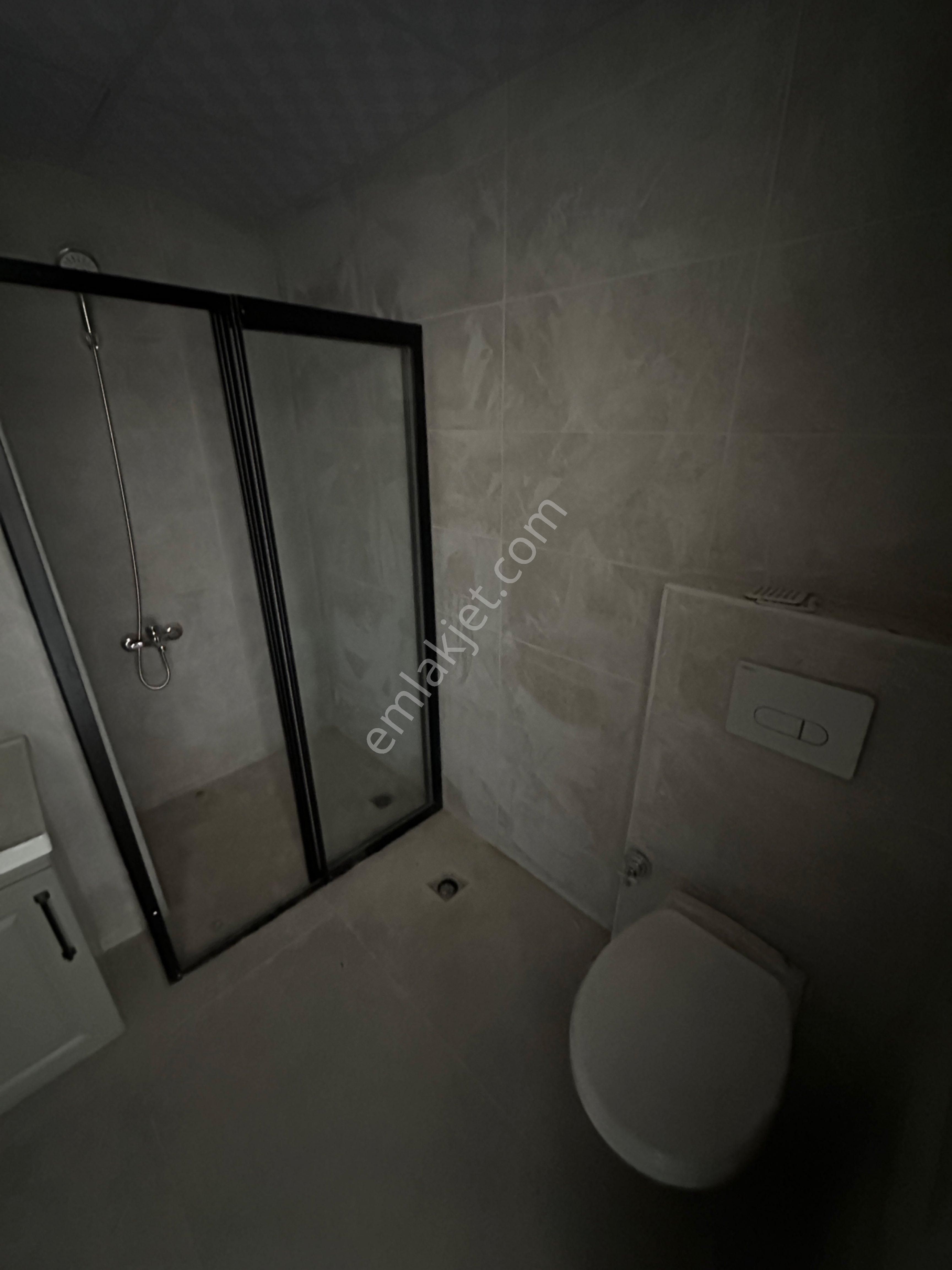 Gültepe Mah Bulv Üzeri Hasarsız Emsalsiz Kiralık 1+1 Daire - Görsel 4