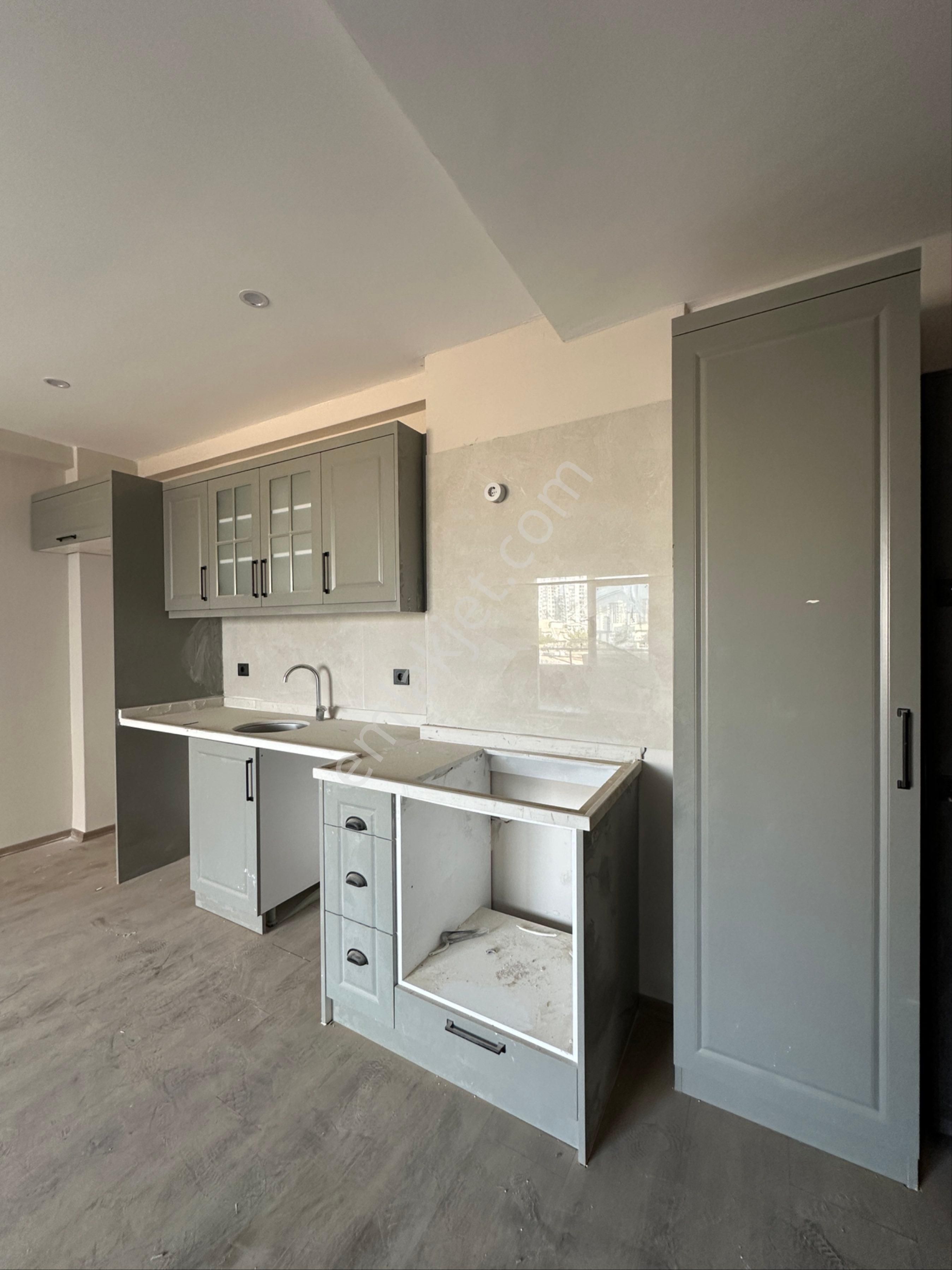 Gültepe Mah Bulv Üzeri Hasarsız Emsalsiz Kiralık 1+1 Daire - Görsel 25