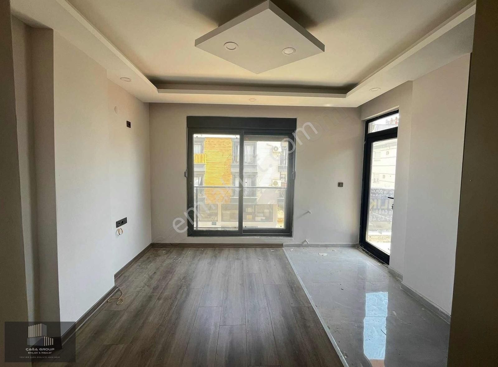 Cadde Üstü 1+1 Katta Asansörlü - Görsel 8