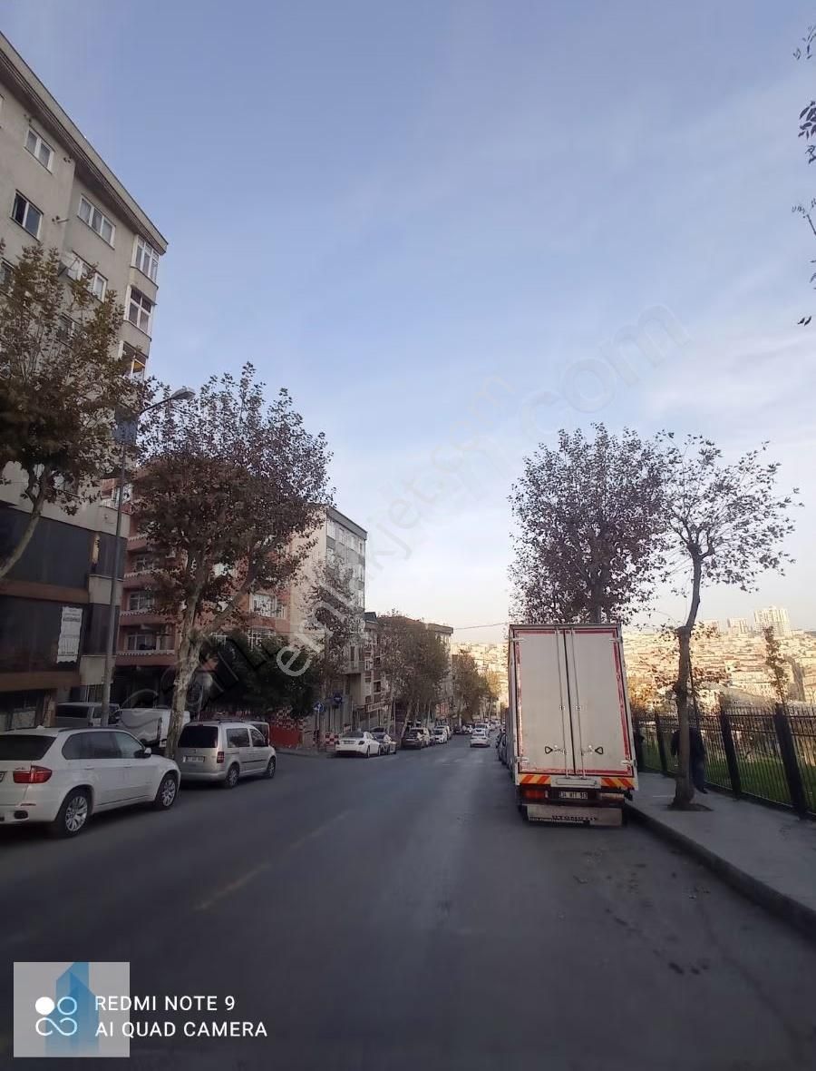 Bağcılar Da Kurumsal Firmalara Uygun Kiralık 1200 M2 İşyeri - Görsel 5