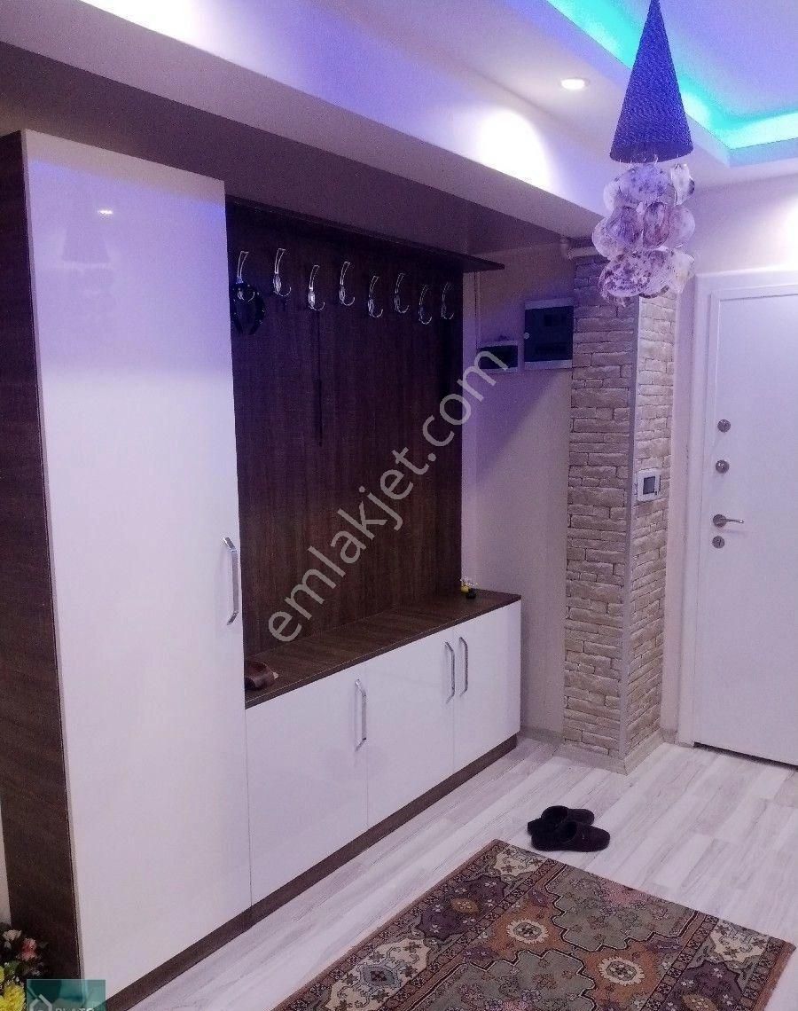 Satılık Geniş Ultra Lüks Doğalgazlı Daire - Görsel 10