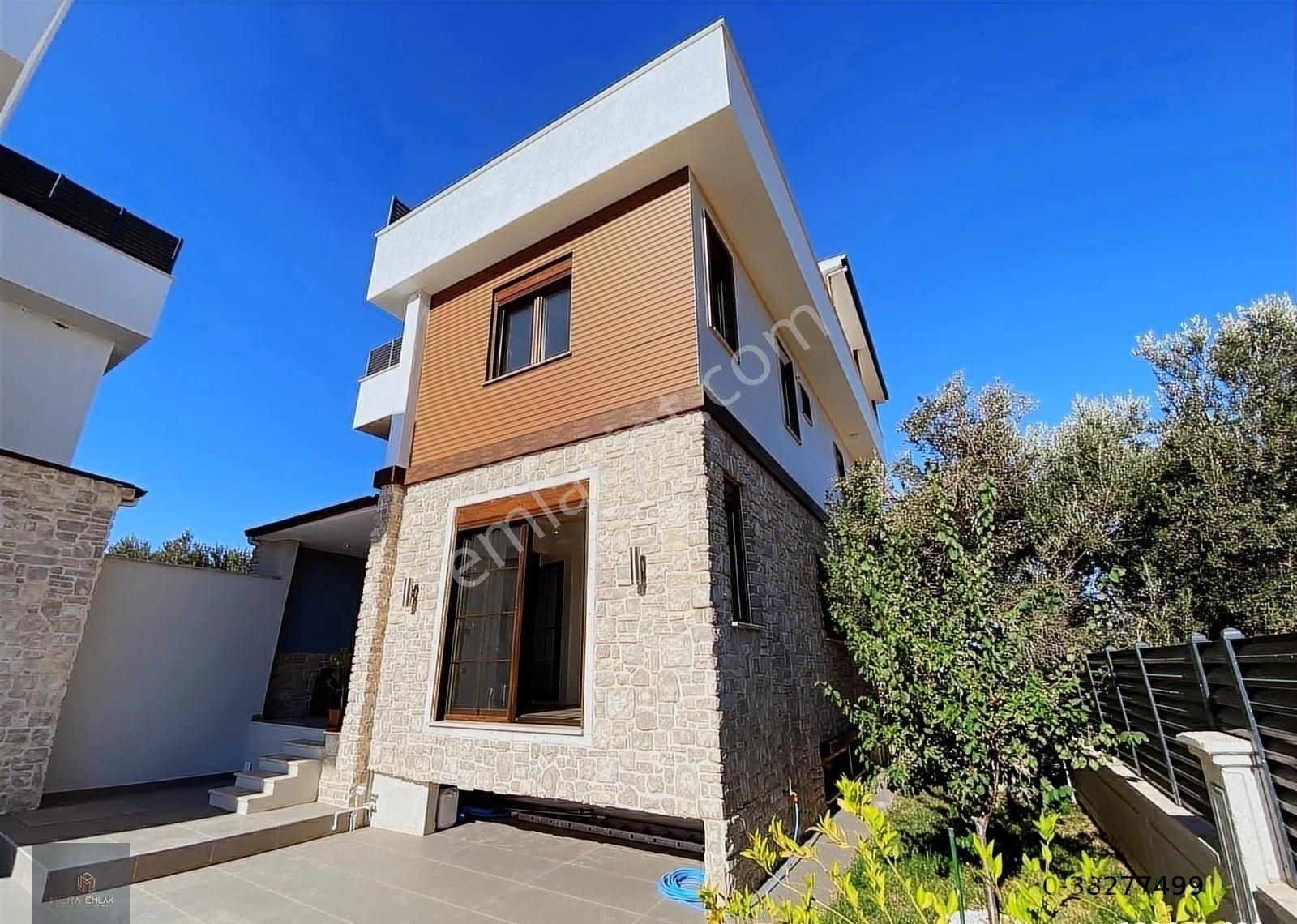 Mera Emlaktan Çıkrıkçıda Eşsiz Mimari 4+2 425m2 Ultra Lüks Villa - Görsel 12