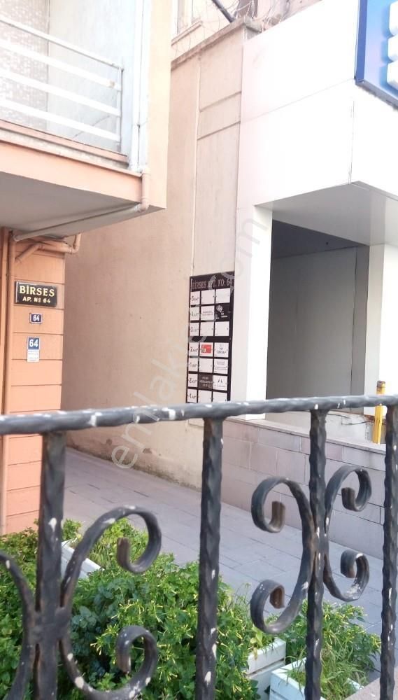 Tunalıhilmi Cadde Üzer 3+1 Full Yapılı 3. Kat Arka Cephe - Görsel 4