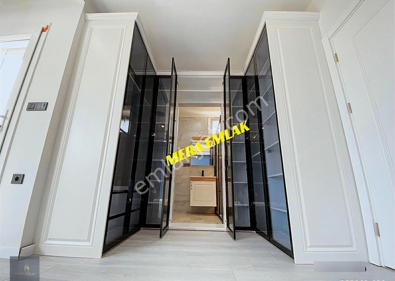 ▀▄mera Emlaktan Güre Mevki Teraslı 5+1 180m2 Bahçeli Lüx Villa - Görsel 28