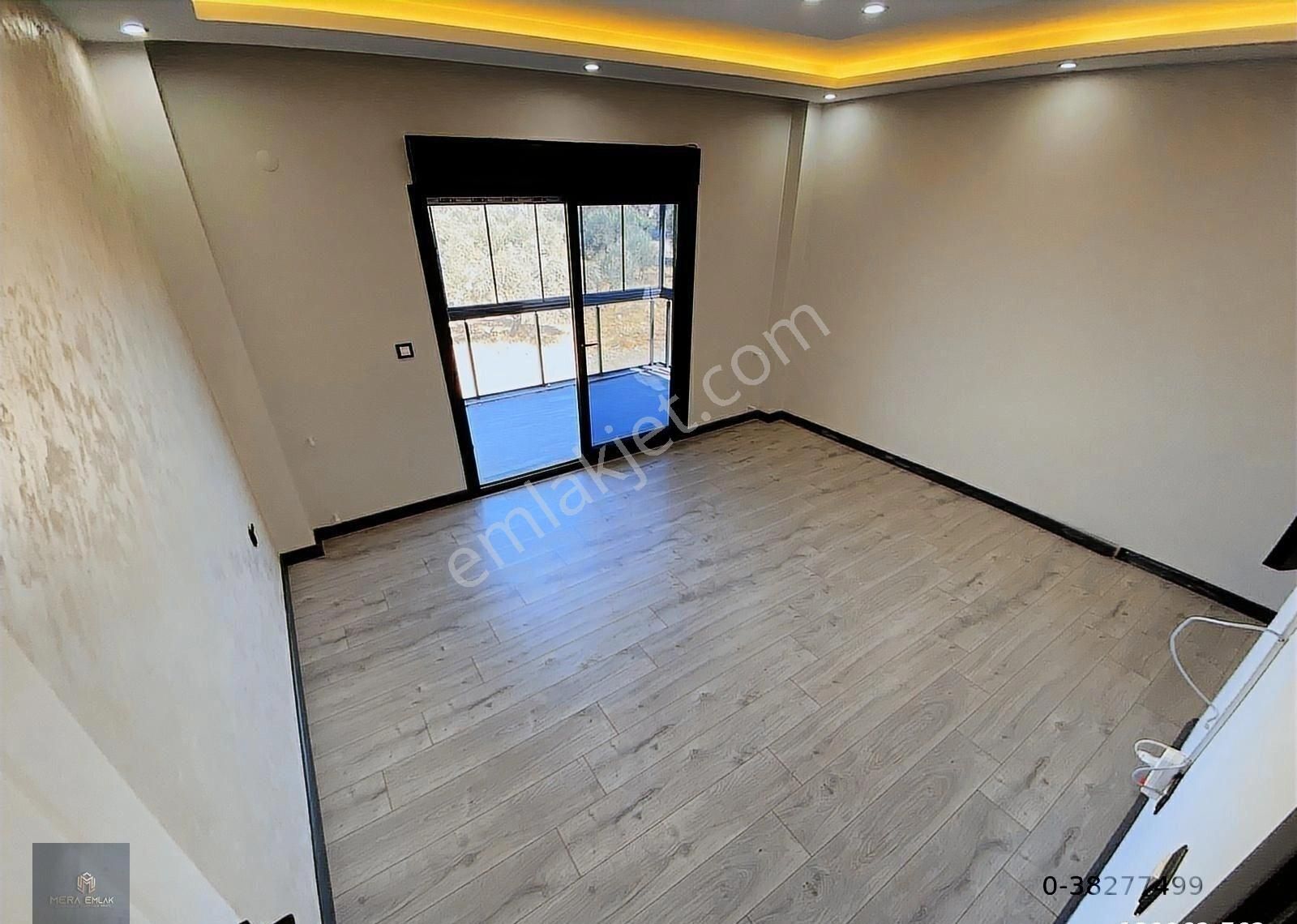 Mera Emlaktan Zeytinlide Bahçeli Çift Teraslı 3+1 Ultralüx Villa - Görsel 32