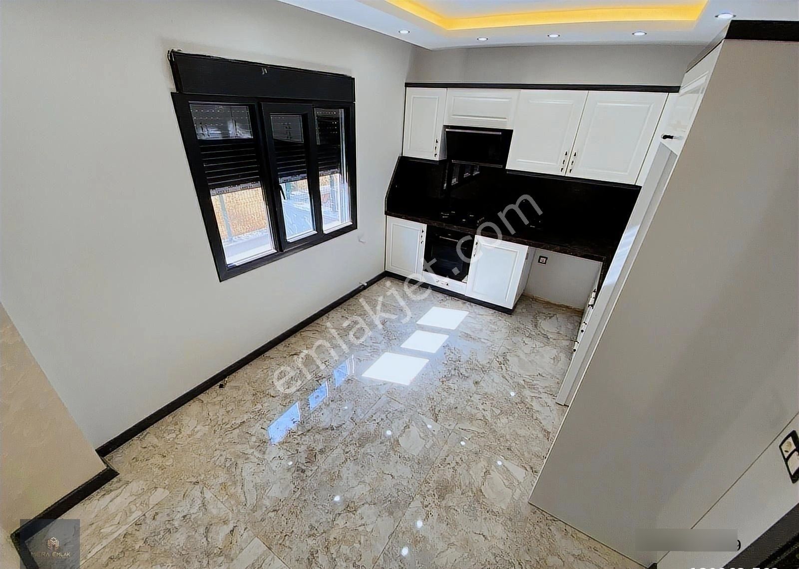 Mera Emlaktan Zeytinlide Bahçeli Çift Teraslı 3+1 Ultralüx Villa - Görsel 20