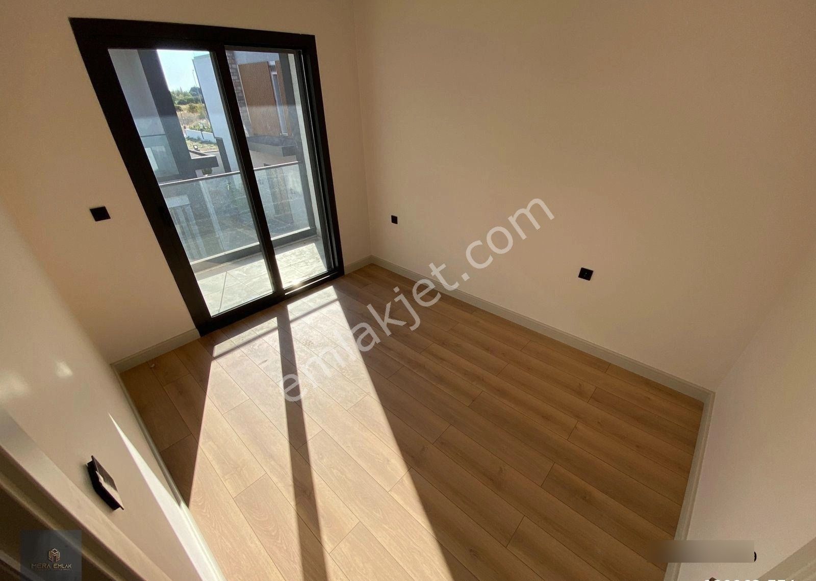 Mera Emlak Cennetayağında Özel Mimari Tasarım 5+1 Ultralüx Villa - Görsel 13