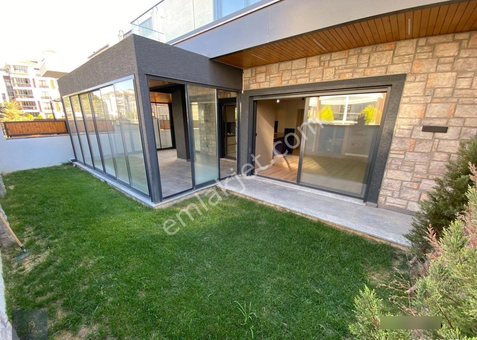 Mera Emlak Cennetayağında Özel Mimari Tasarım 5+1 Ultralüx Villa - Görsel 28