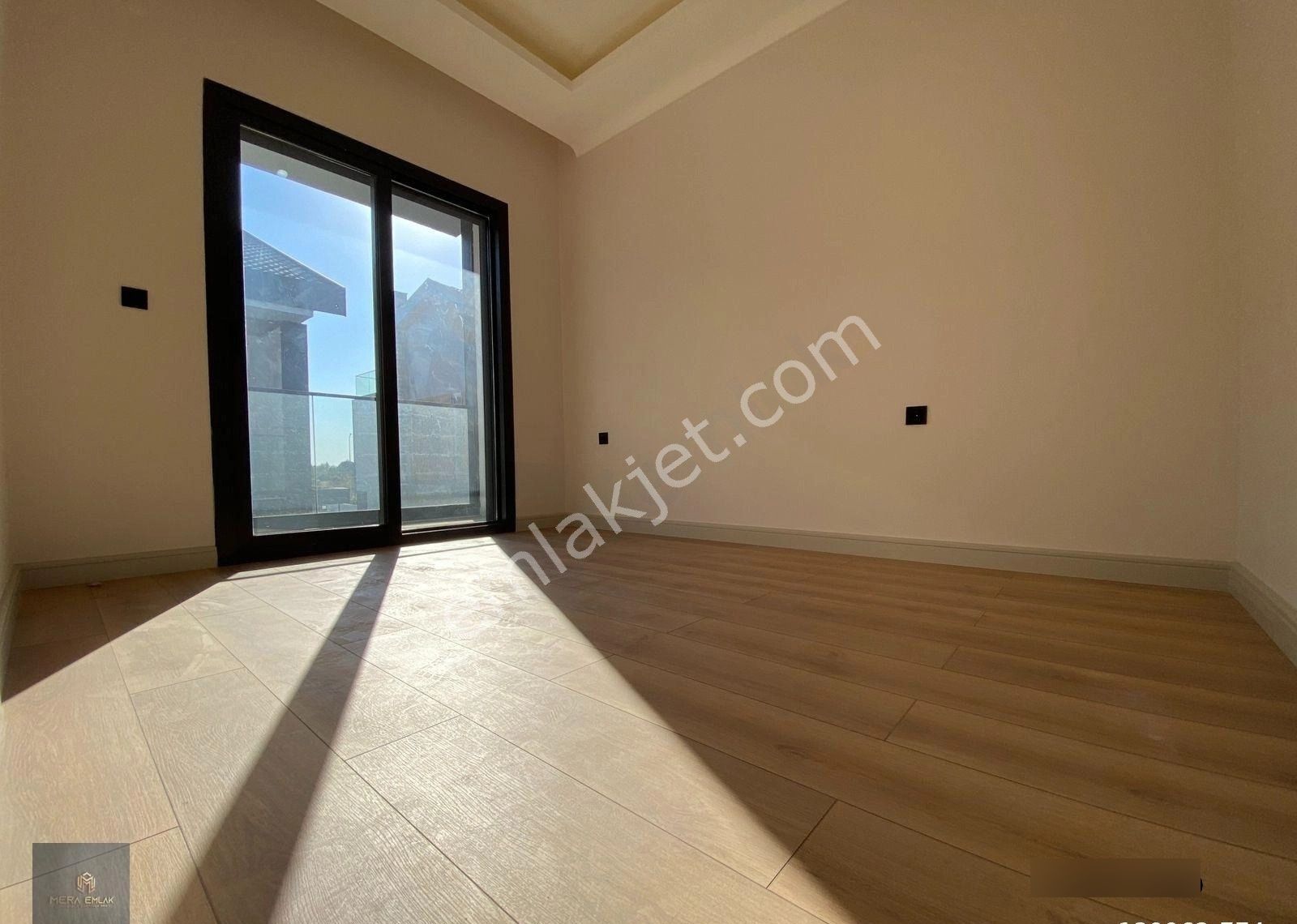 Mera Emlak Cennetayağında Özel Mimari Tasarım 5+1 Ultralüx Villa - Görsel 18