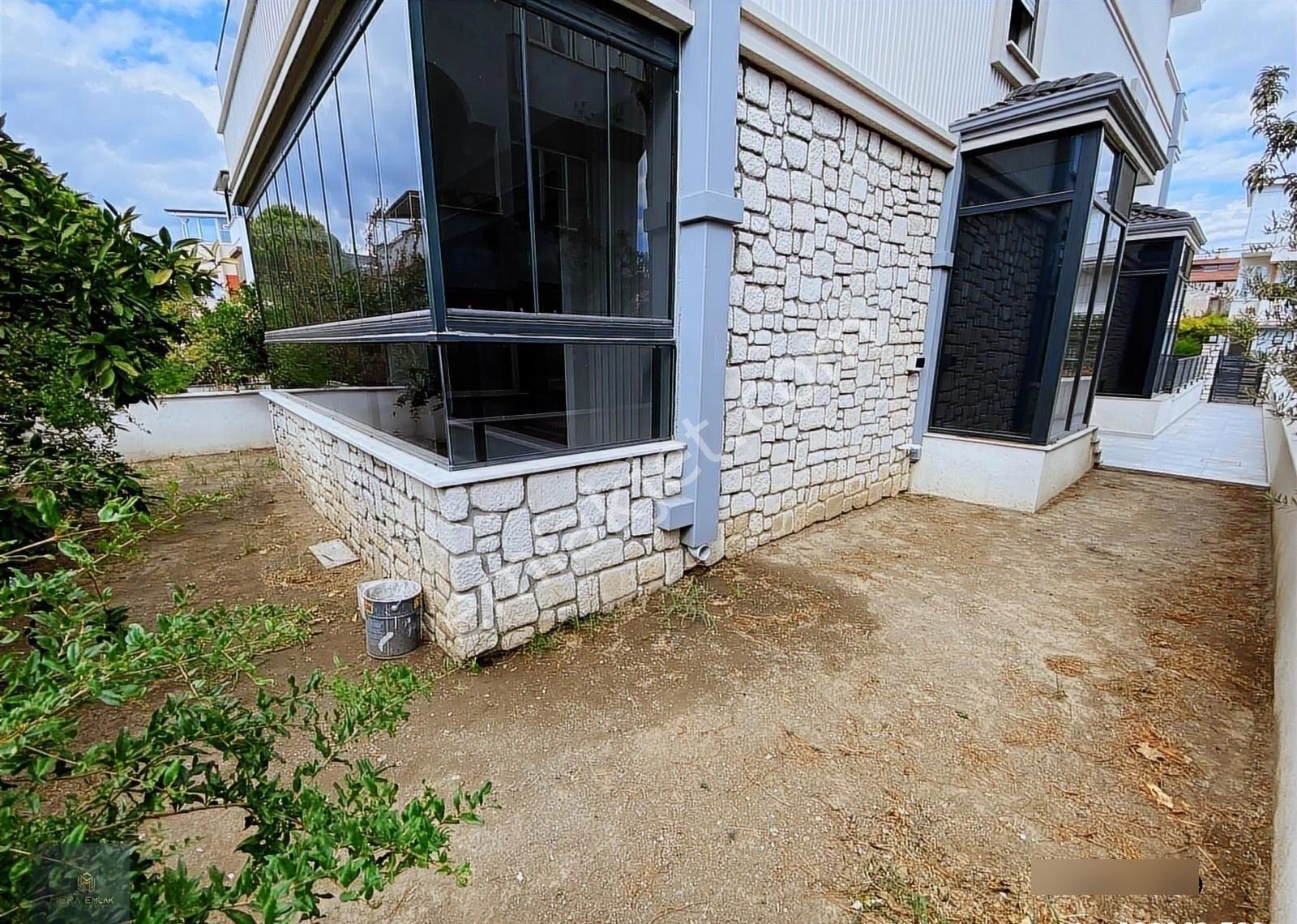 Mera Emlaktan Akçayda Denize 200m 180m2 3+1 Ultra Lüx Villa - Görsel 6