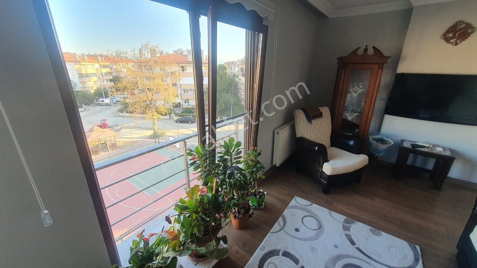 ▀mera Emlaktan Akçayda Denize 450 Metre 4+2 240m2 Dublex Daire - Görsel 15
