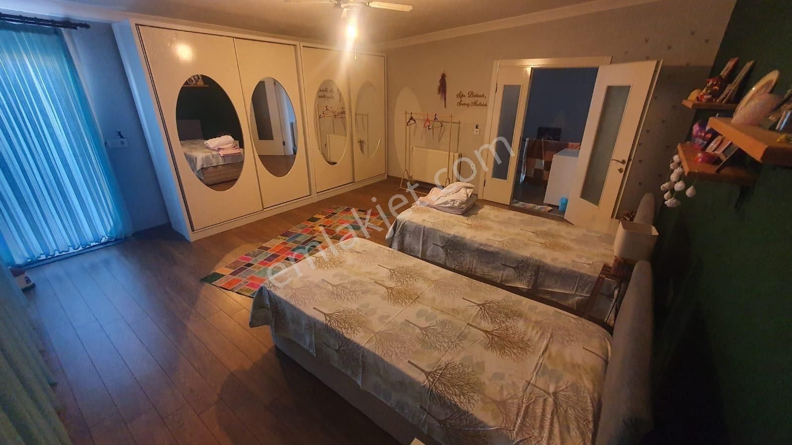 ▀mera Emlaktan Akçayda Denize 450 Metre 4+2 240m2 Dublex Daire - Görsel 26