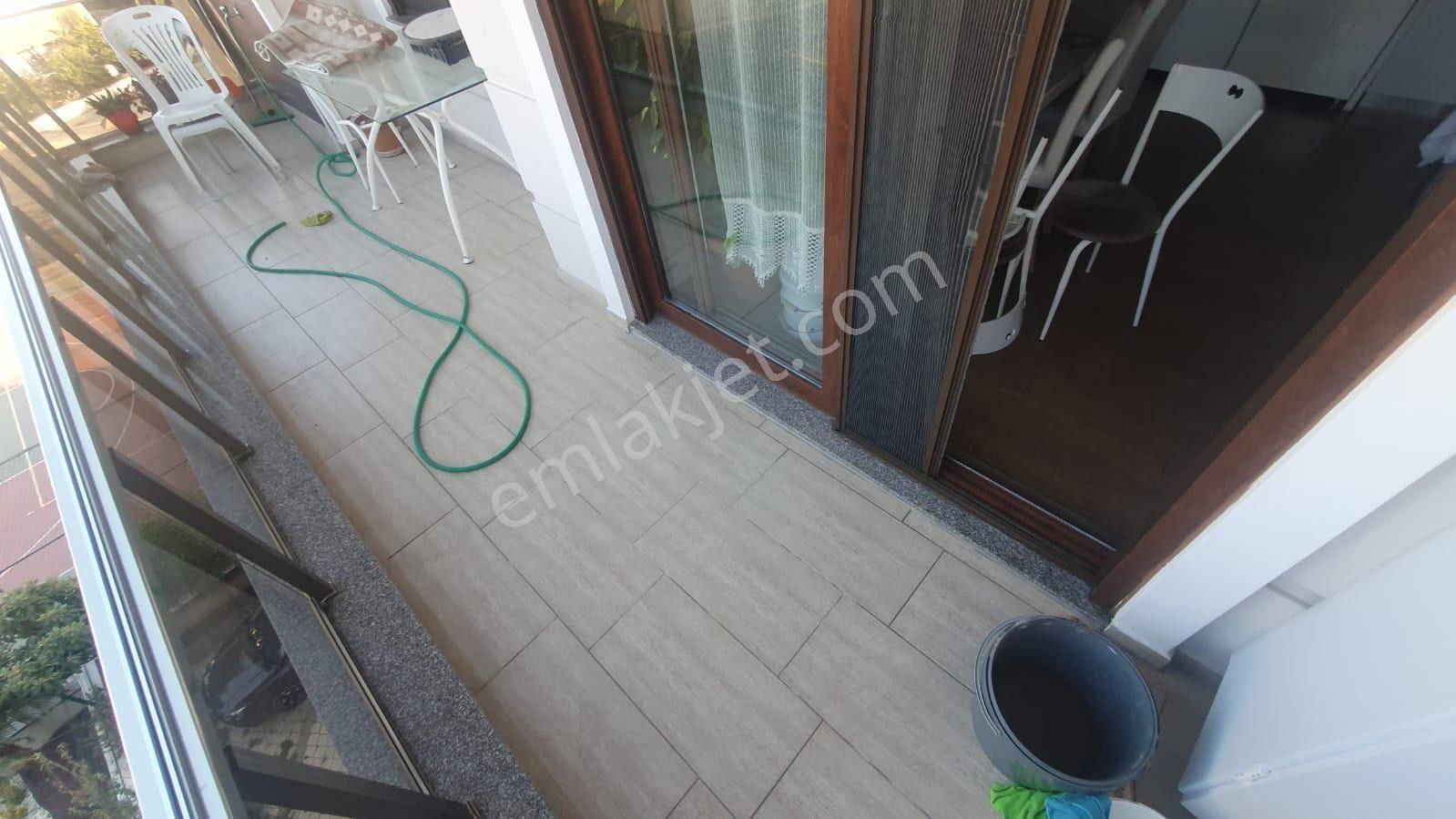 ▀mera Emlaktan Akçayda Denize 450 Metre 4+2 240m2 Dublex Daire - Görsel 4
