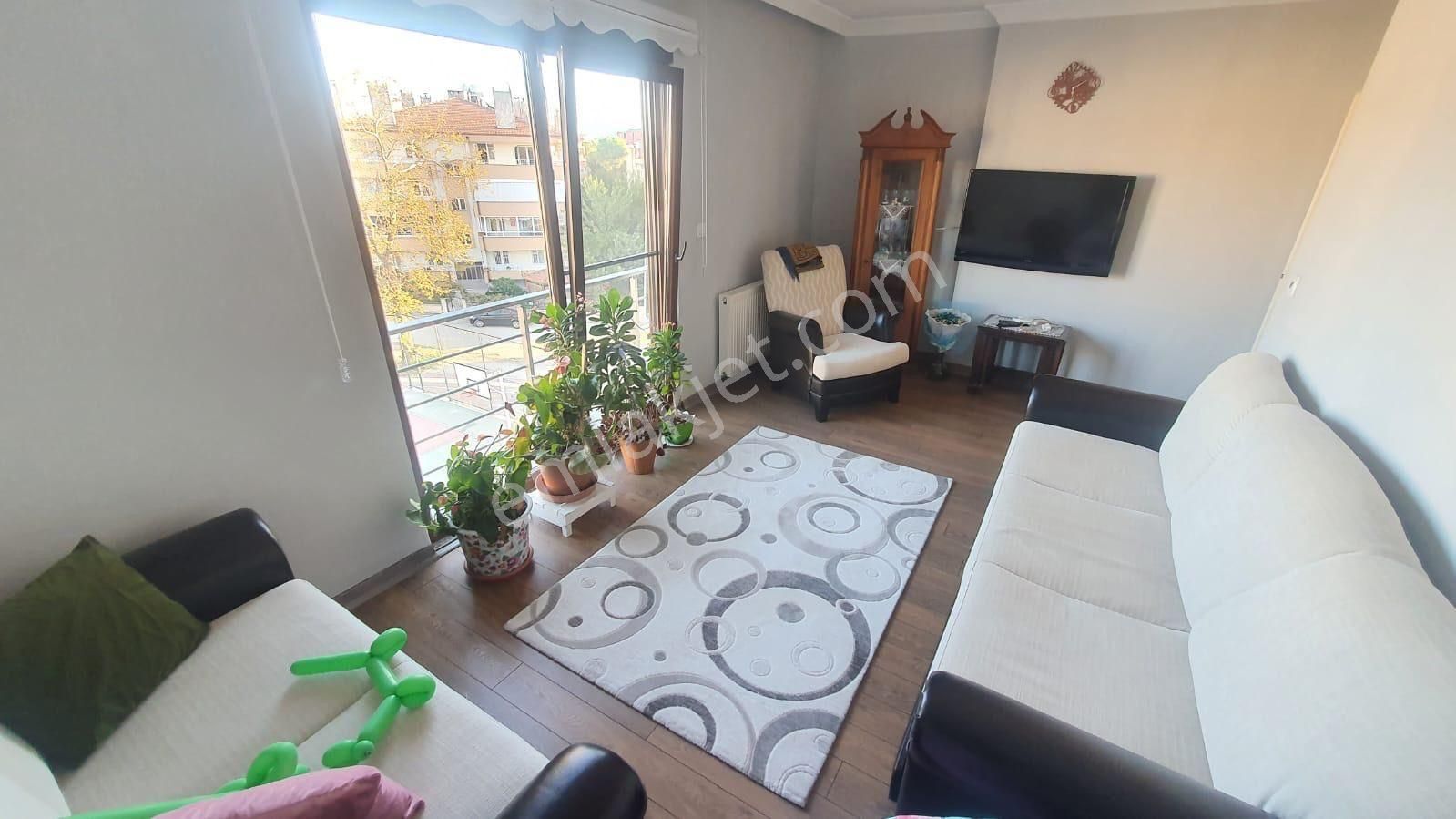 ▀mera Emlaktan Akçayda Denize 450 Metre 4+2 240m2 Dublex Daire - Görsel 20