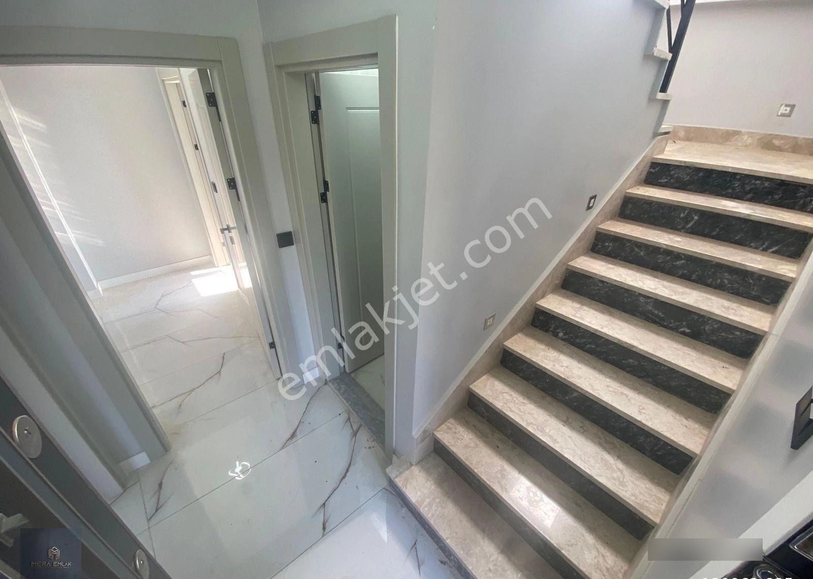 Mera Emlaktan Gürede Tam Müstakil 280m2 4+1 Lüx Villa - Görsel 2