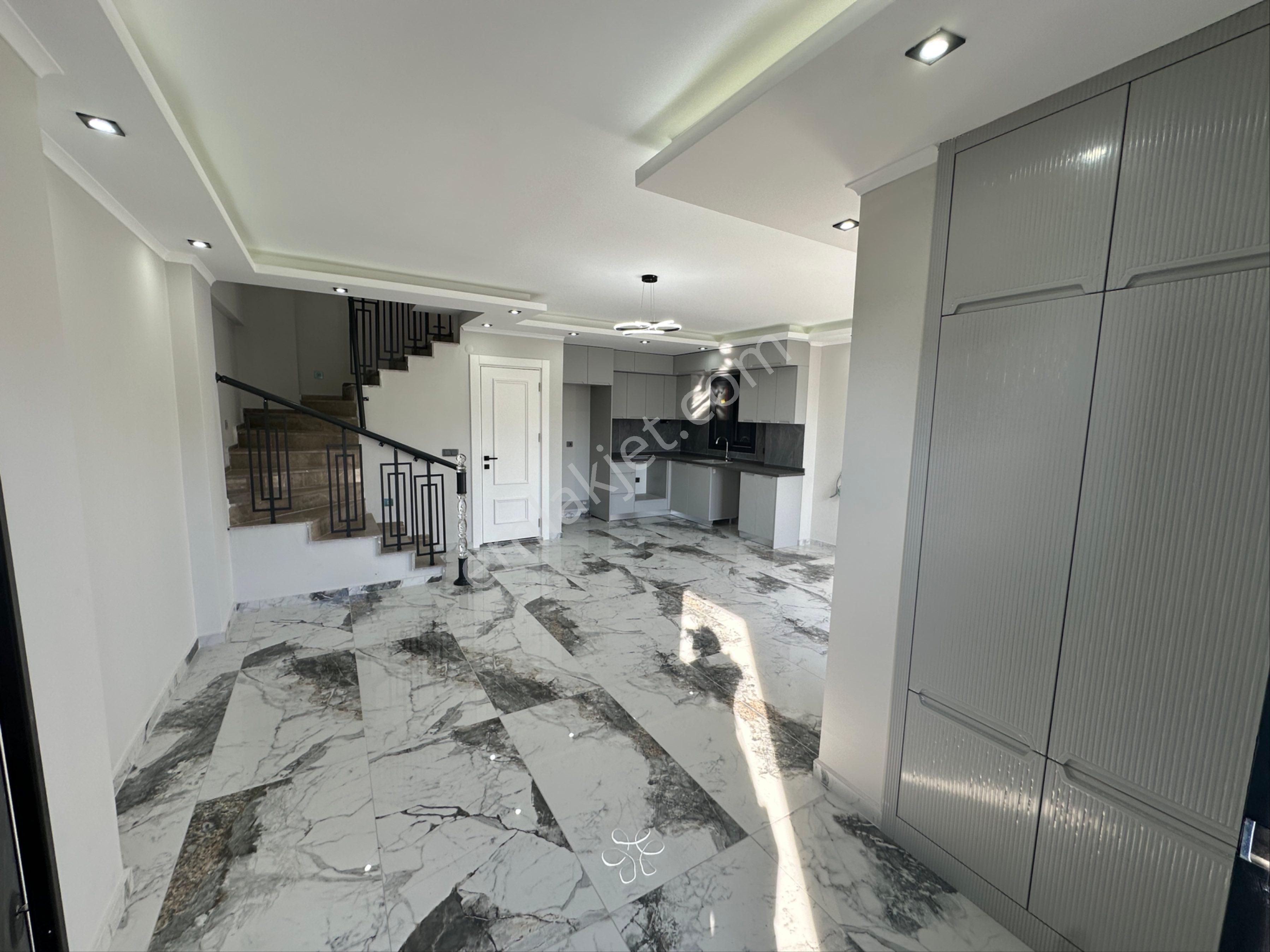 Hisar Mah. 3+1 Fırsat Villa - Görsel 8