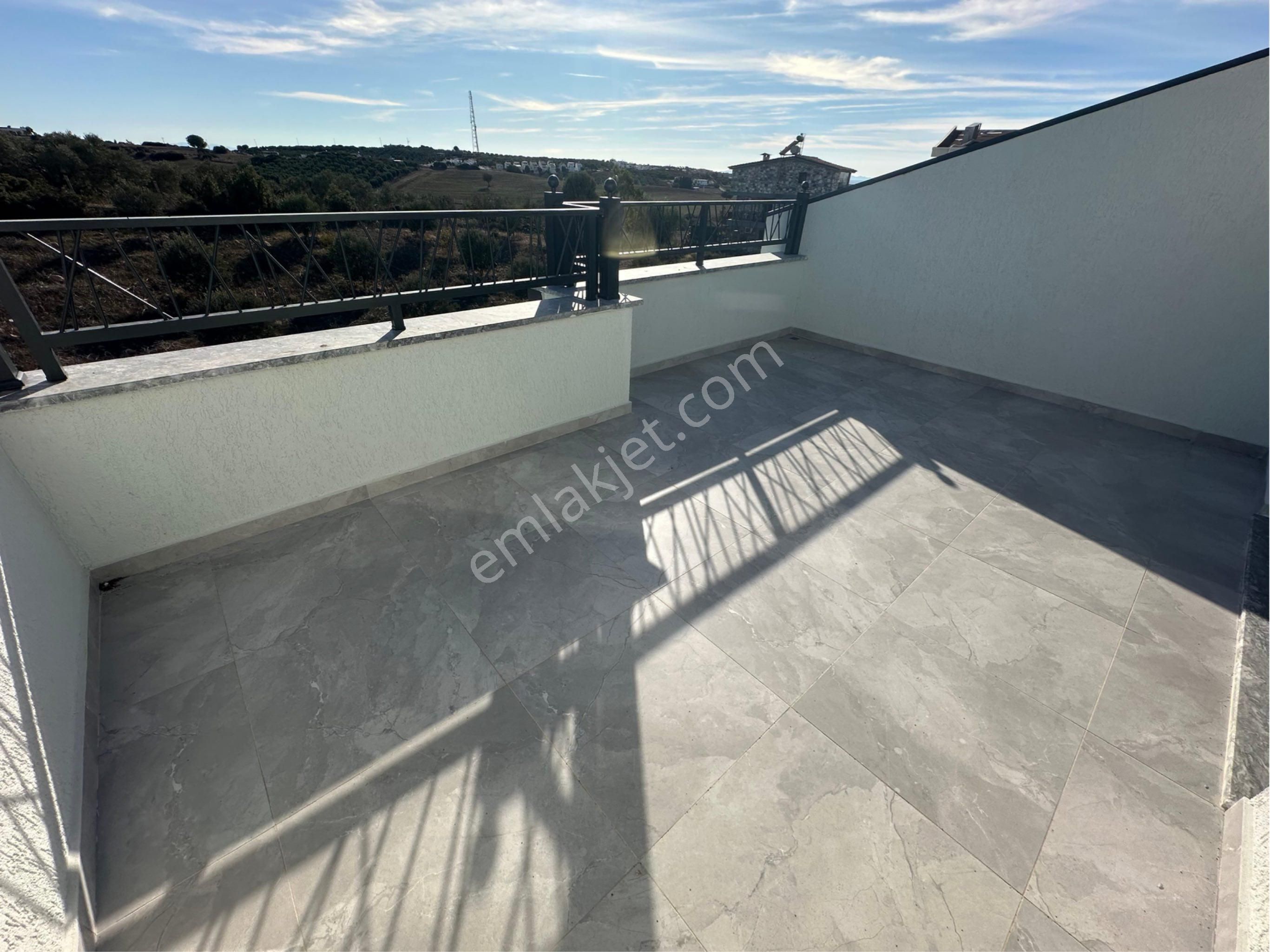 Hisar Mah. 3+1 Fırsat Villa - Görsel 19