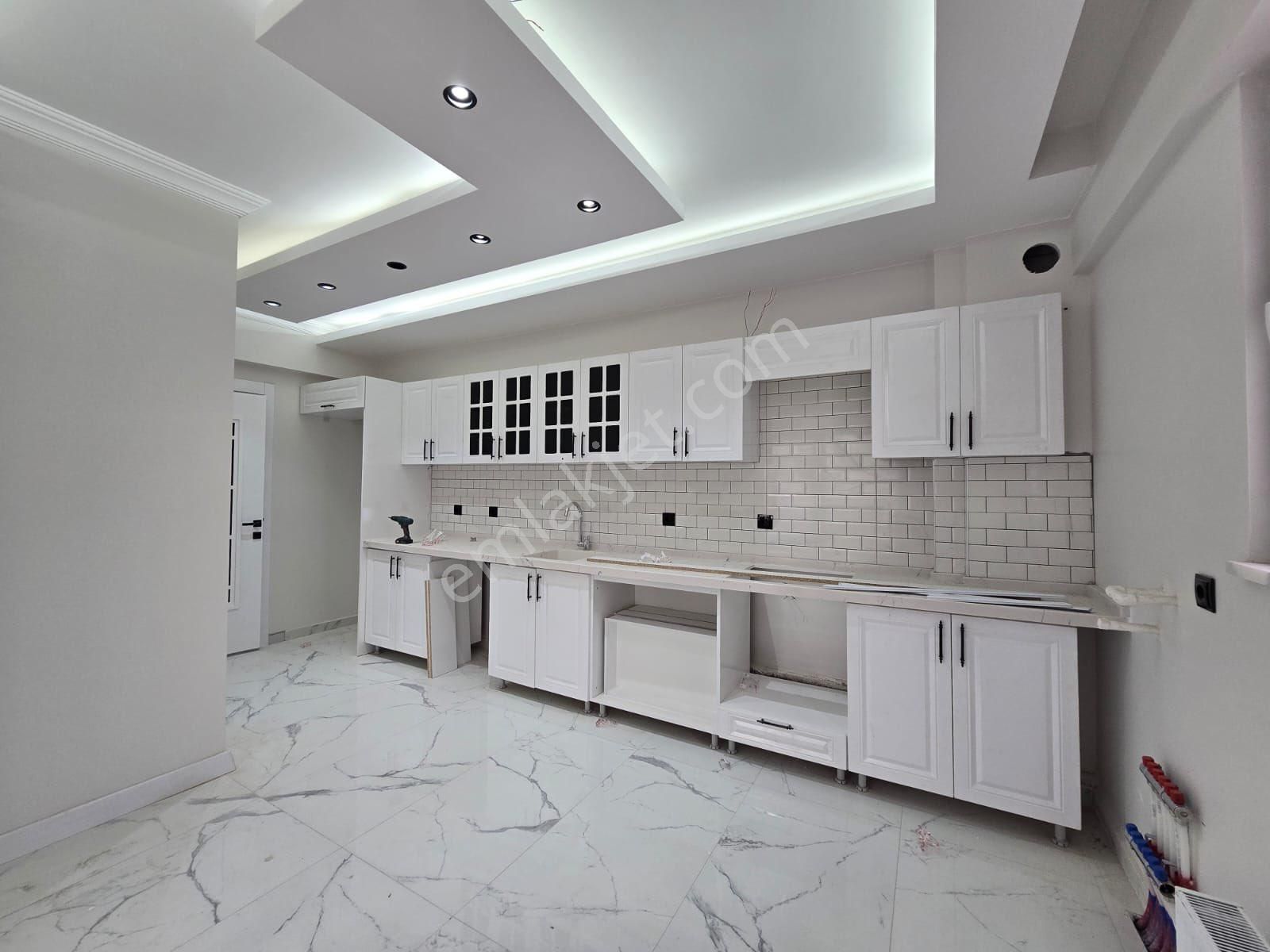 Serkent Bahçelievlerde Süper Konumlu En Geniş 3+1 Daire!bu Mutfağa Hayran Kalacaksınız!