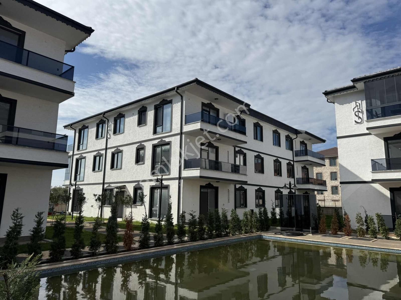 Karasuda Denize Sıfır Satılık 2+1 Havuzlu Fırsat Sıfır Daire - Görsel 23