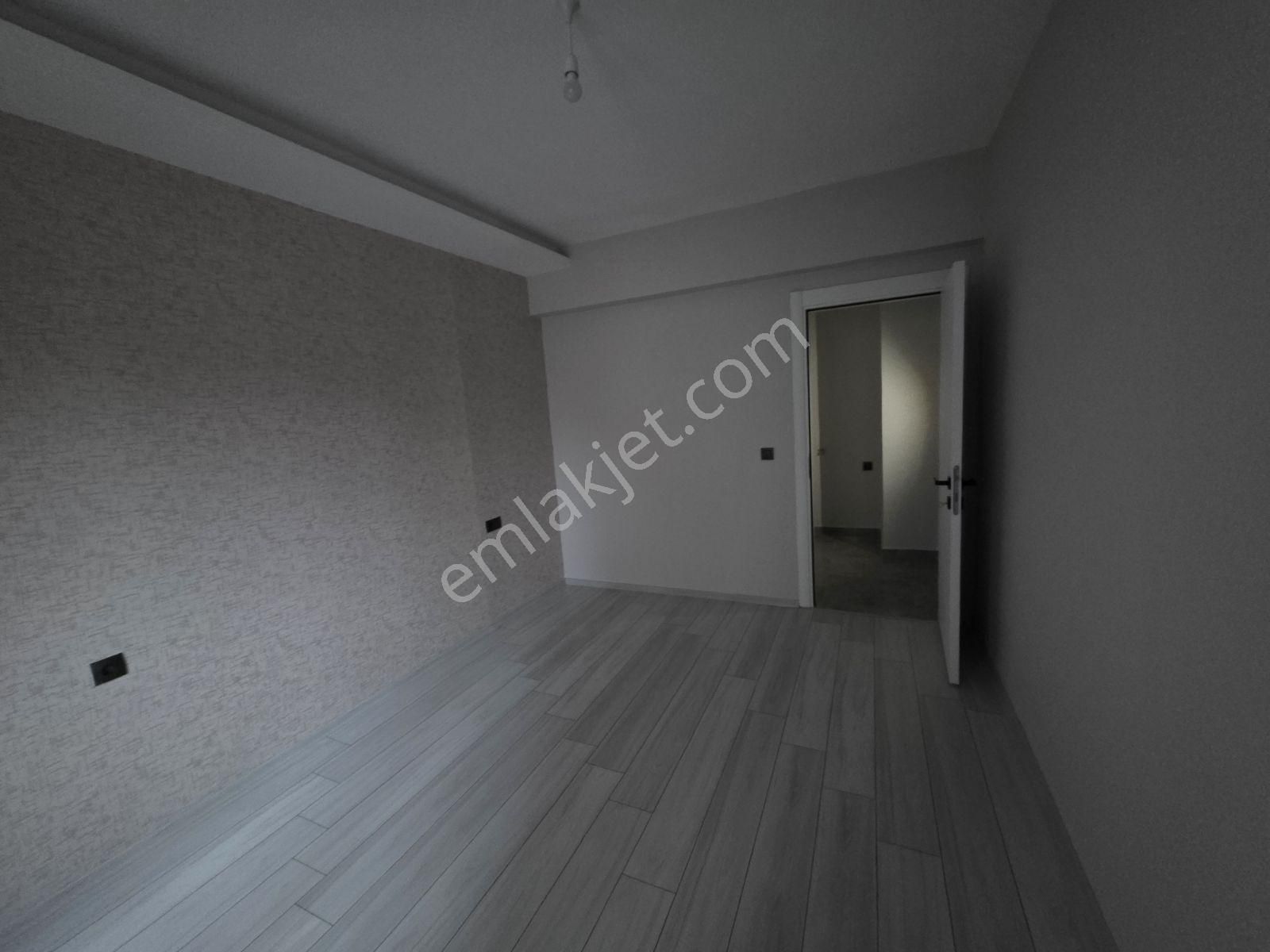 Küçükalide Tapu Masrafı Yok Satılık Sıfır Lüks Daire - Görsel 10