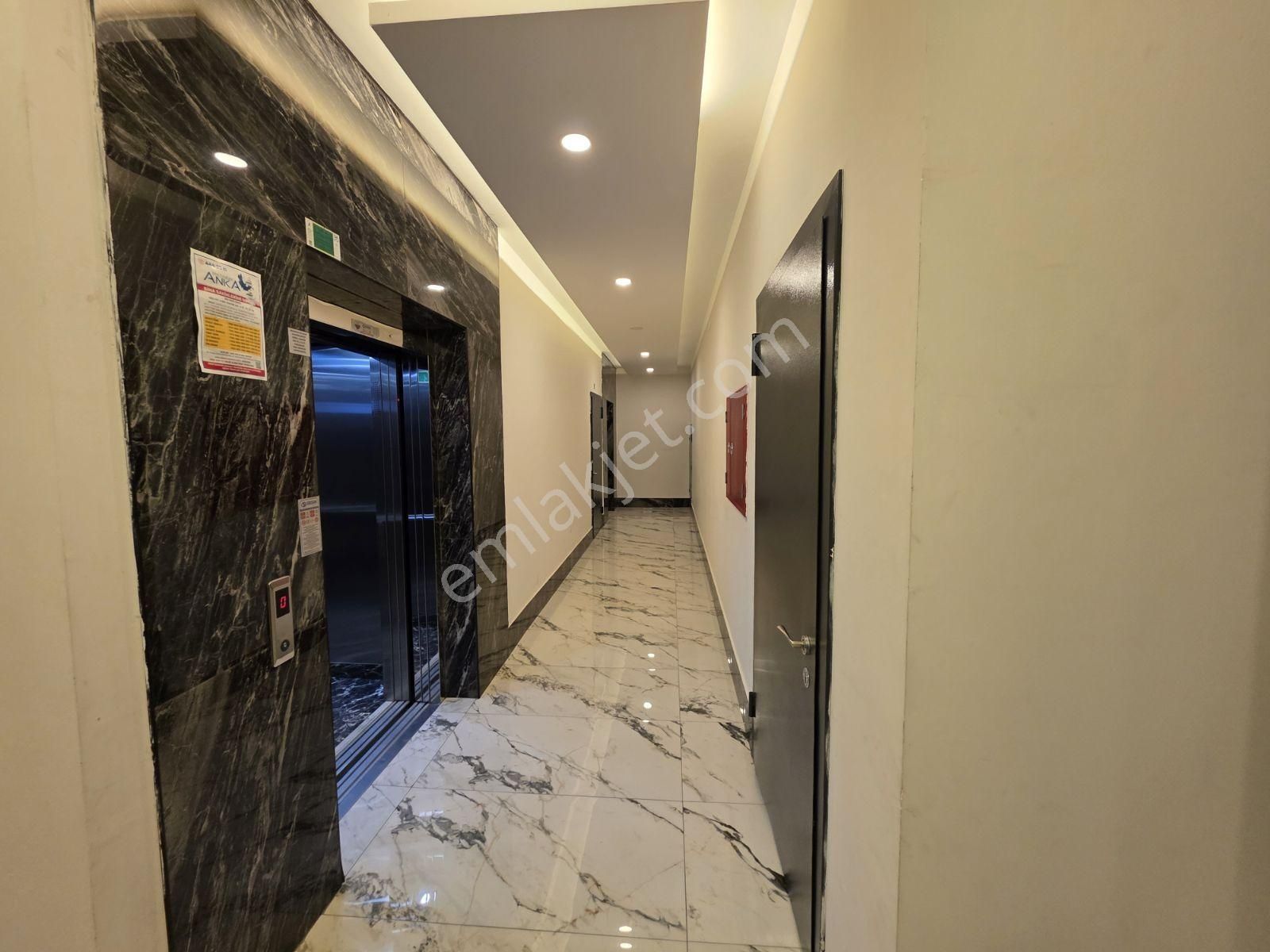 Küçükalide Tapu Masrafı Yok Satılık Sıfır Lüks Daire - Görsel 13