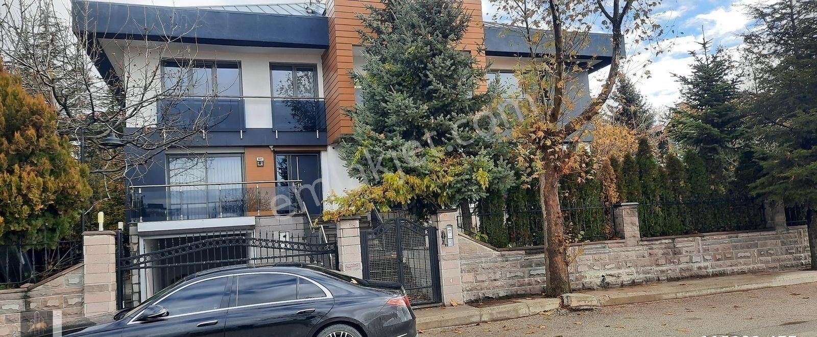 Kaplan İnşaat & Gayrimenkul Den İncek Güneyce Villalarında Satılık Villa