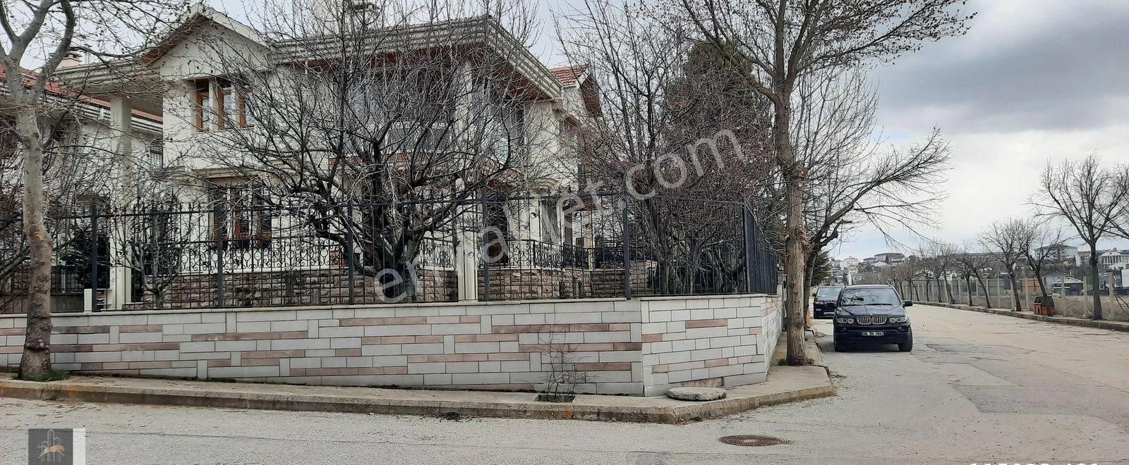Kaplan İnşaat & Gayrimenkul Den İncek Güneyce Villalarında Satılık Villa - Görsel 4