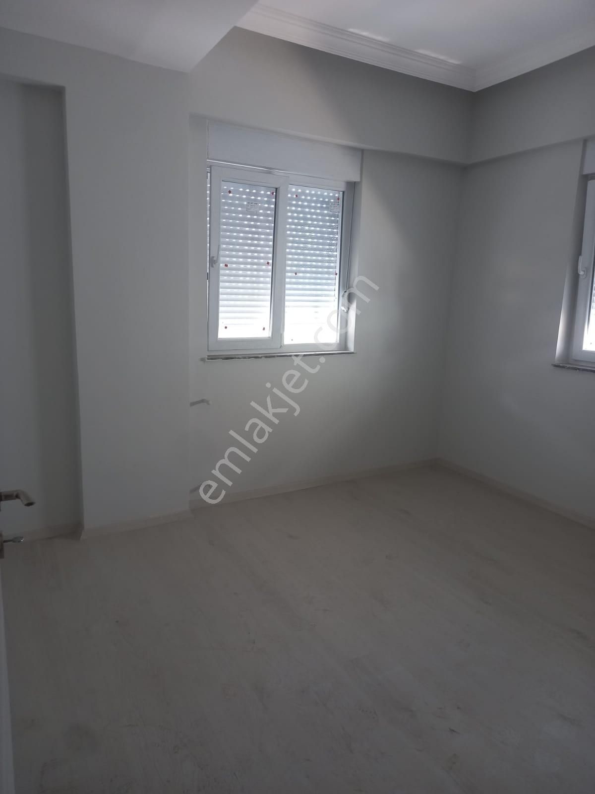 Mevlana Kavşağı Yakını Katta Her Şeyi Ayrı 2+1 - Görsel 8