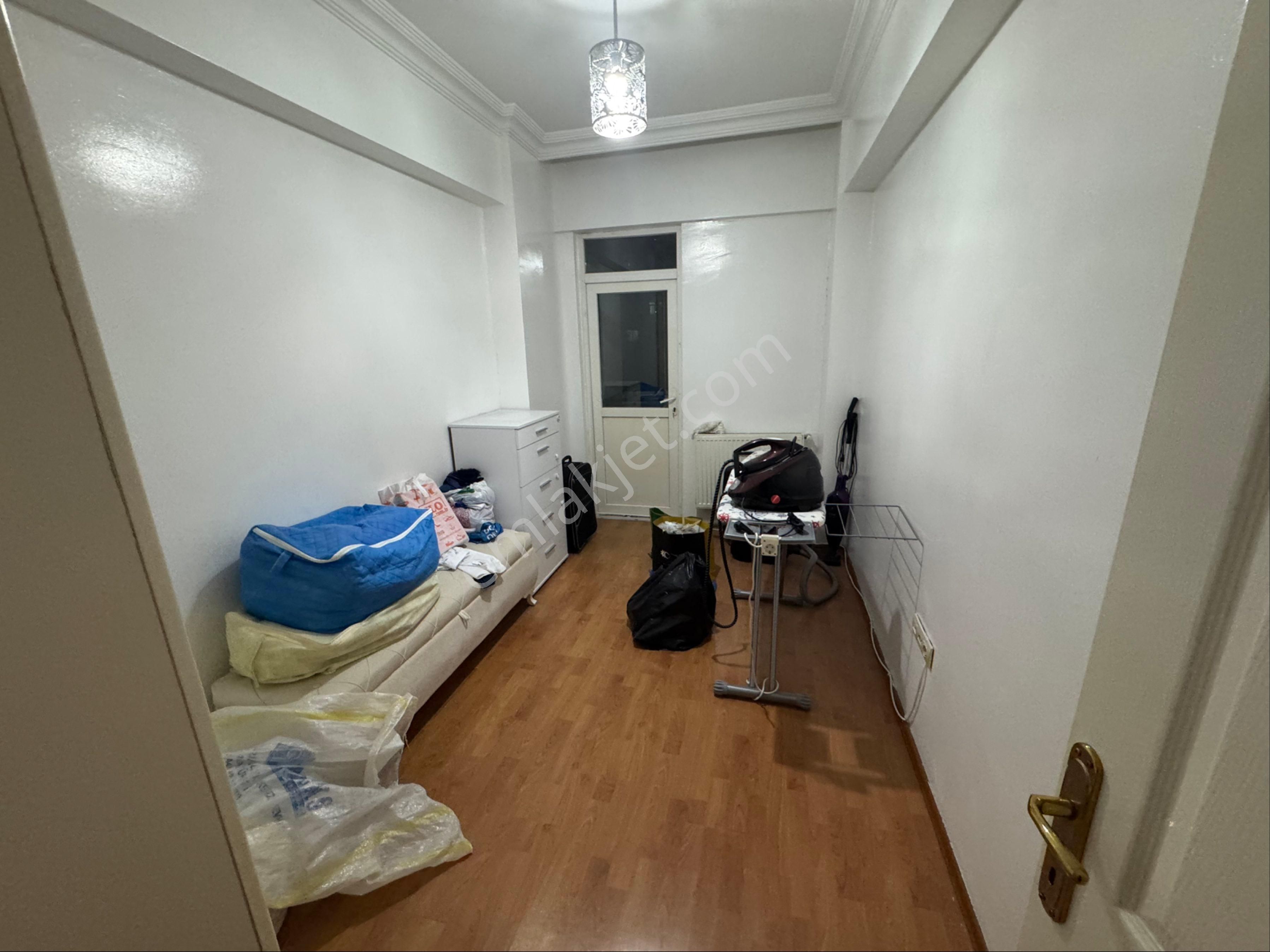 Karataş Mah Merkezi Konumda Ara Kat Satılık 3+1 Daire - Görsel 13