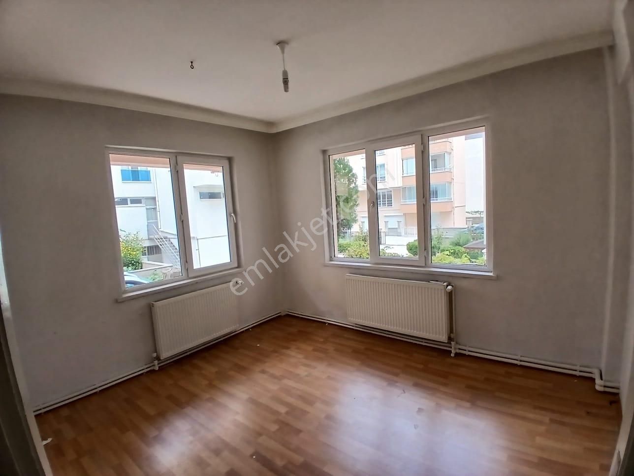 Akçay Emlak'tan Akşehir Park Hayat Hastahanesi Karşısı Birinci Kat Doğalgazlı Kiralık 3+1 Daire - Görsel 19