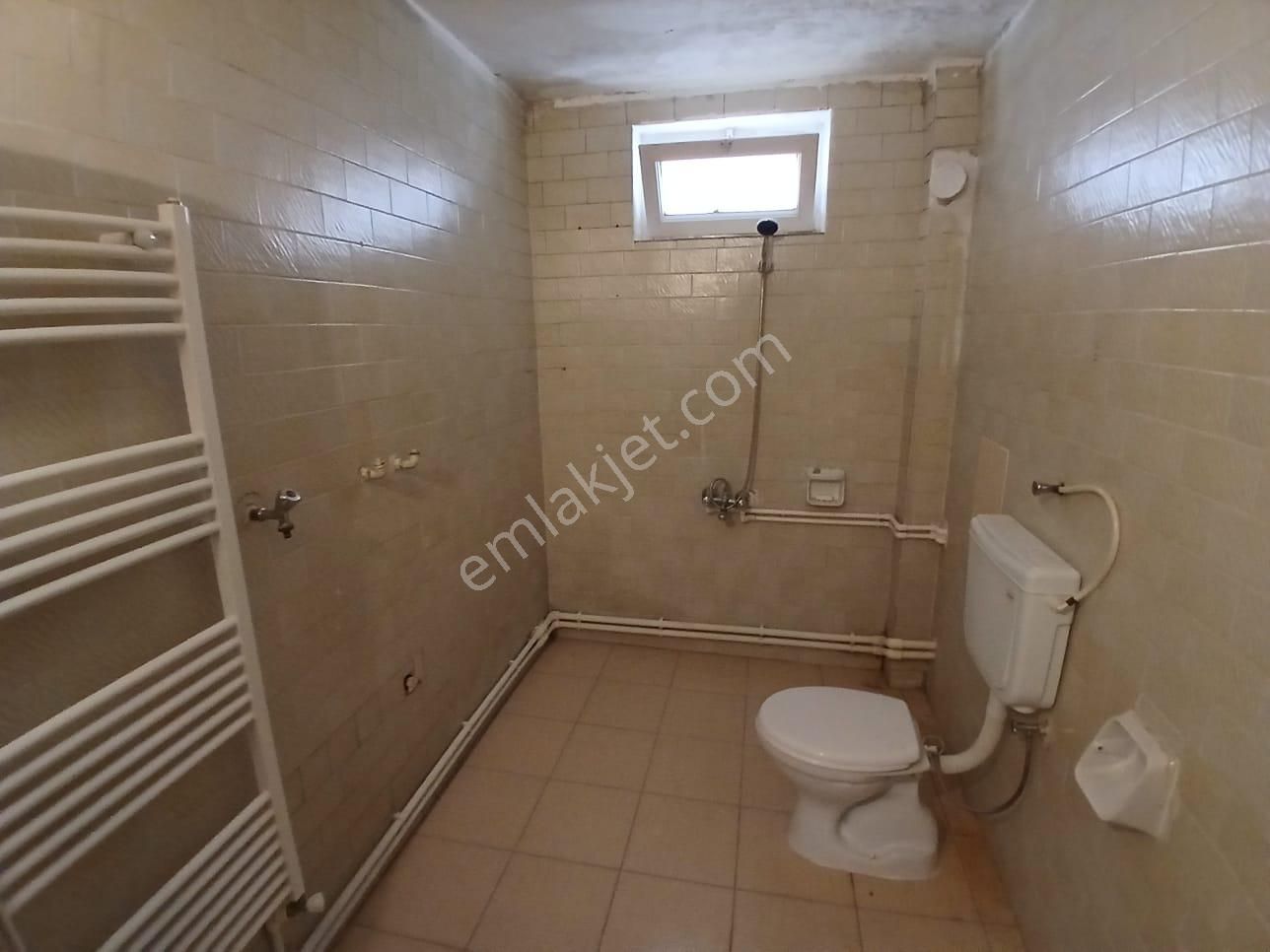 Akçay Emlak'tan Akşehir Park Hayat Hastahanesi Karşısı Birinci Kat Doğalgazlı Kiralık 3+1 Daire - Görsel 34