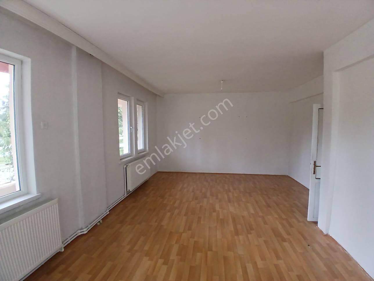 Akçay Emlak'tan Akşehir Park Hayat Hastahanesi Karşısı Birinci Kat Doğalgazlı Kiralık 3+1 Daire - Görsel 11