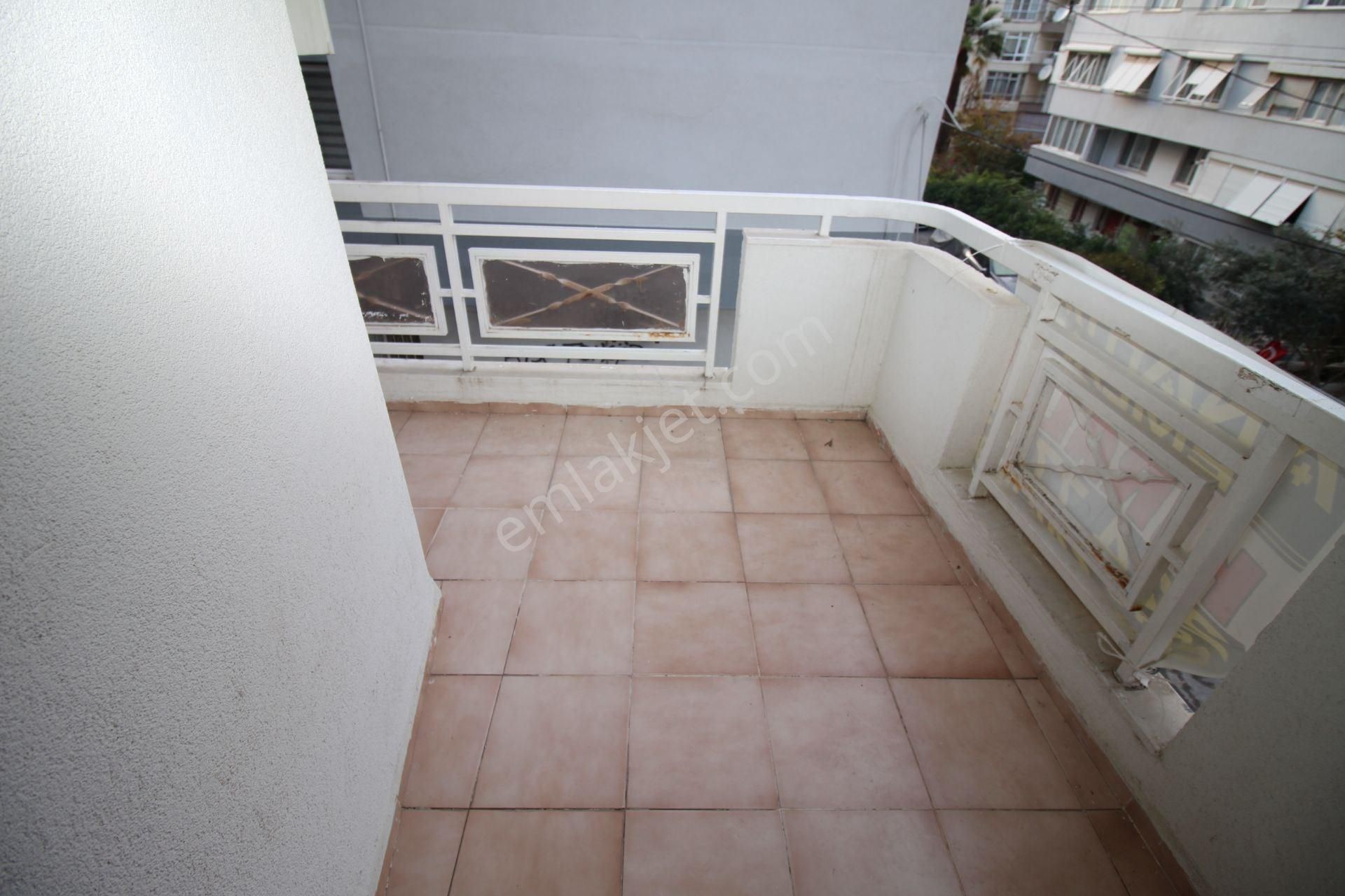 Türk Koleji Yakını Arakat D.gazlı Asansörlü Bakımlı 3+1 Daire - Görsel 7