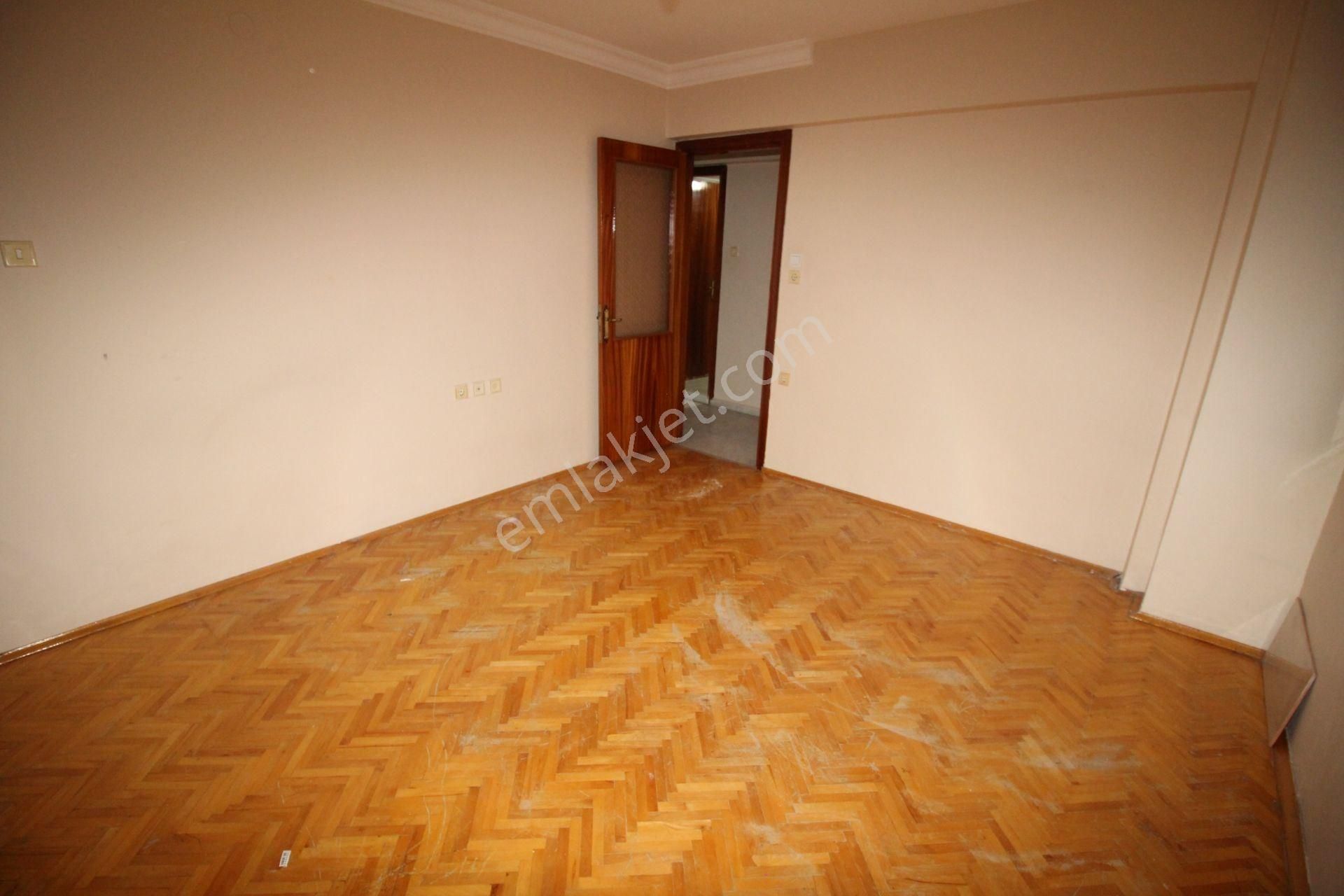 Türk Koleji Yakını Arakat D.gazlı Asansörlü Bakımlı 3+1 Daire - Görsel 22