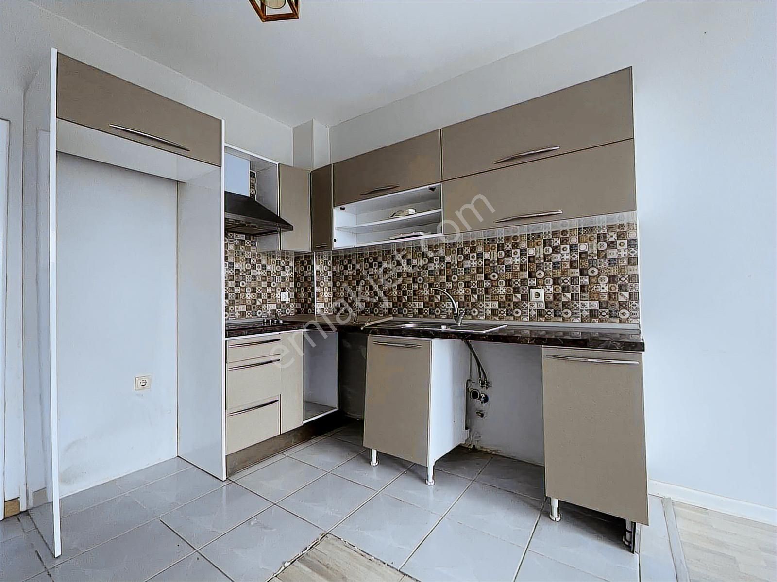 Para'dan Site İçinde 1+1 Satılık Daire - Görsel 5