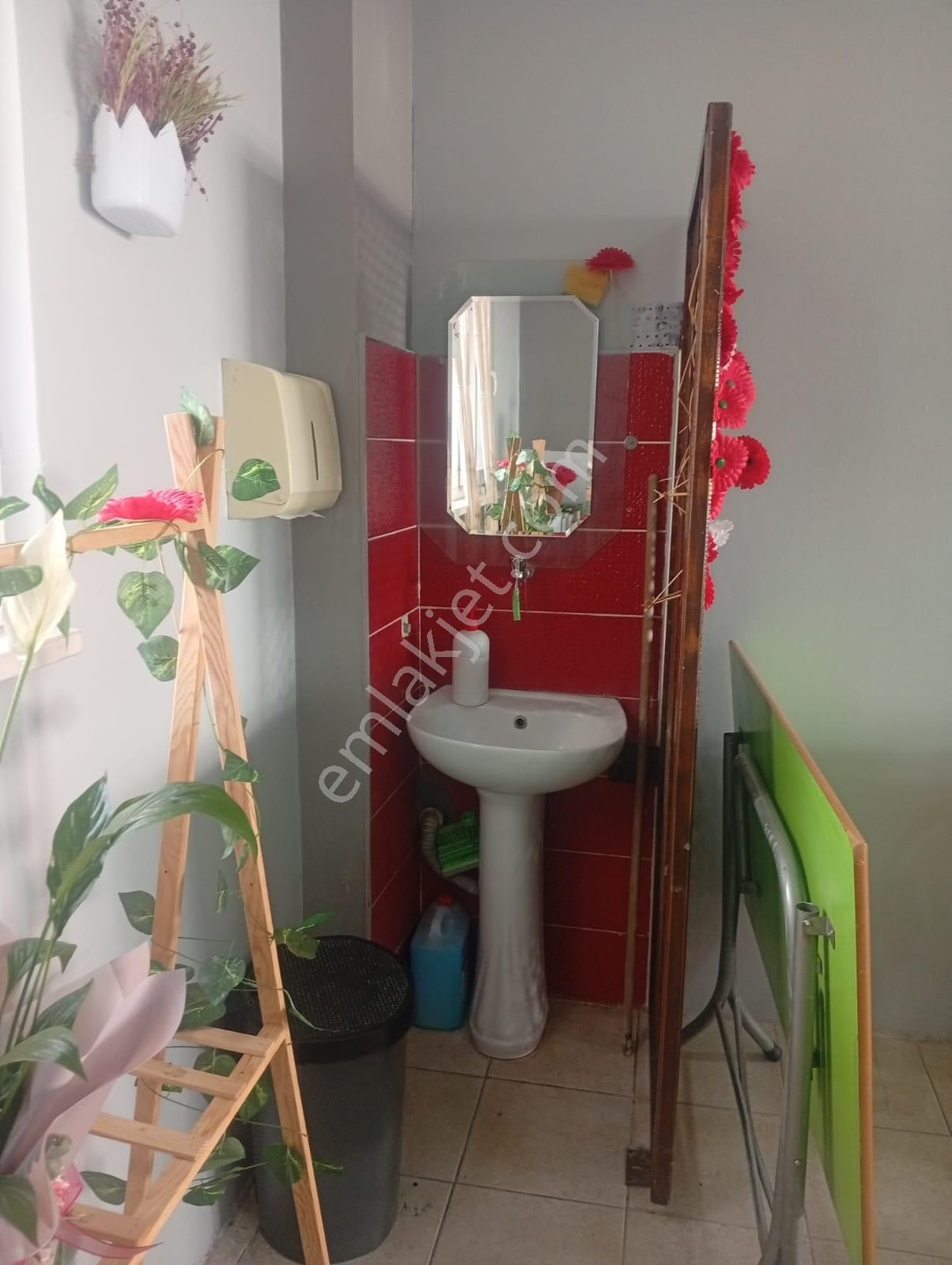 Asker Emlak'tan Devren Satılık Lokanta - Görsel 3