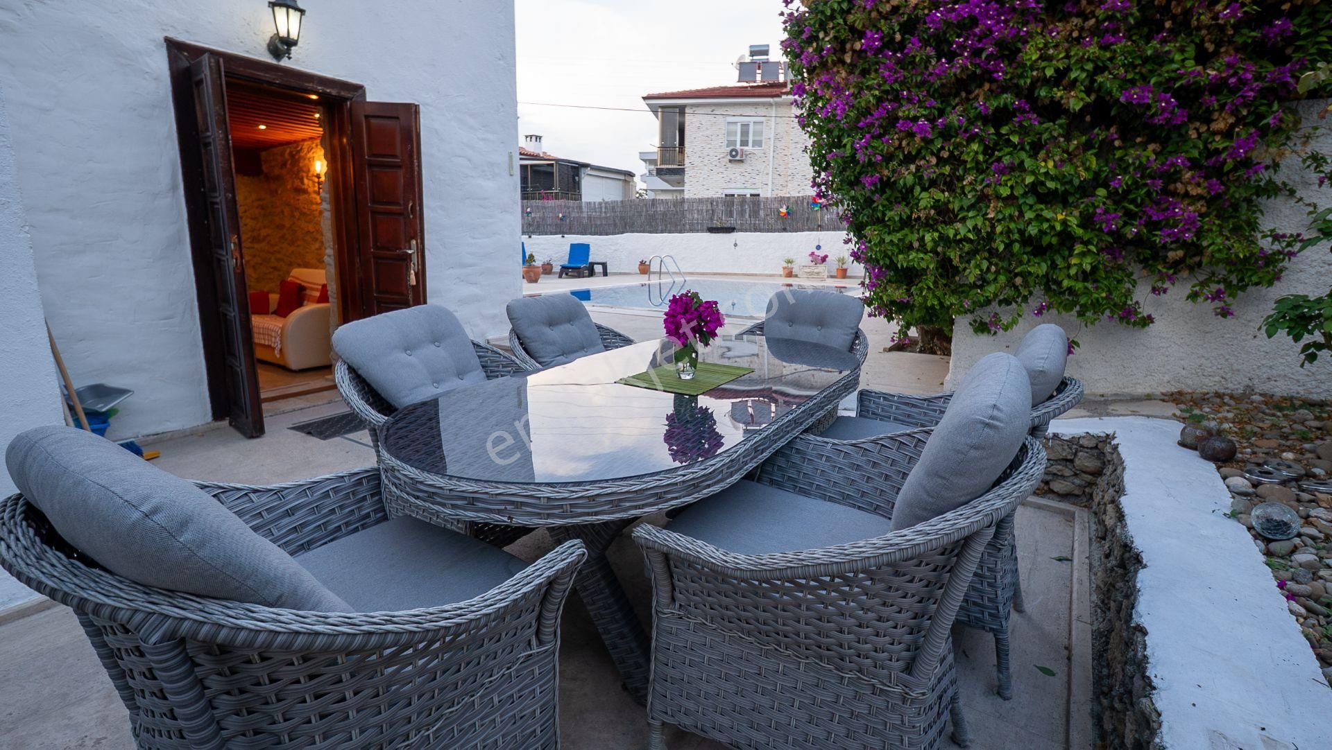 Ilıca'da Satılık Havuzlu 4+1 Taş Villa - Görsel 21