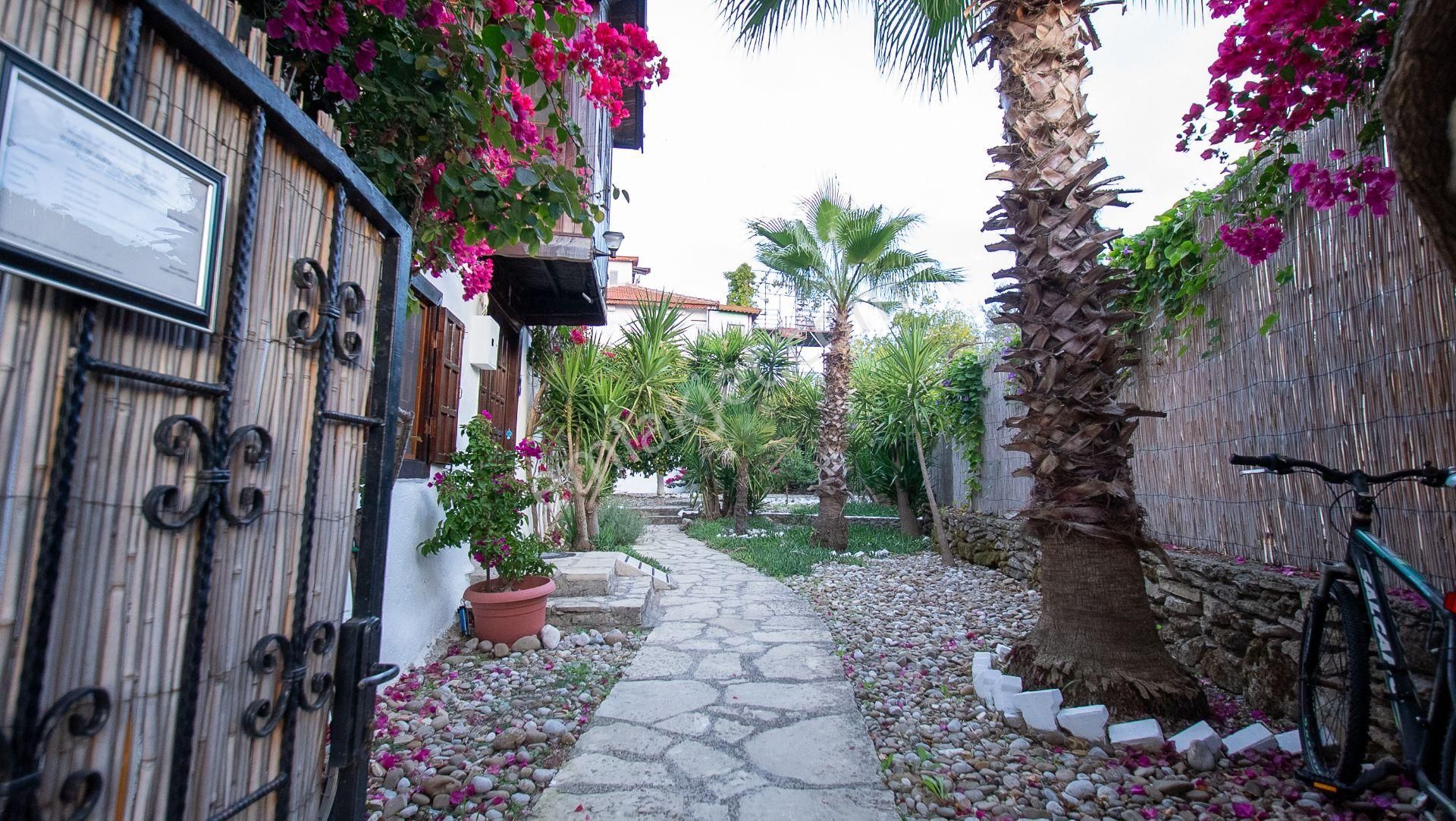 Ilıca'da Satılık Havuzlu 4+1 Taş Villa - Görsel 26